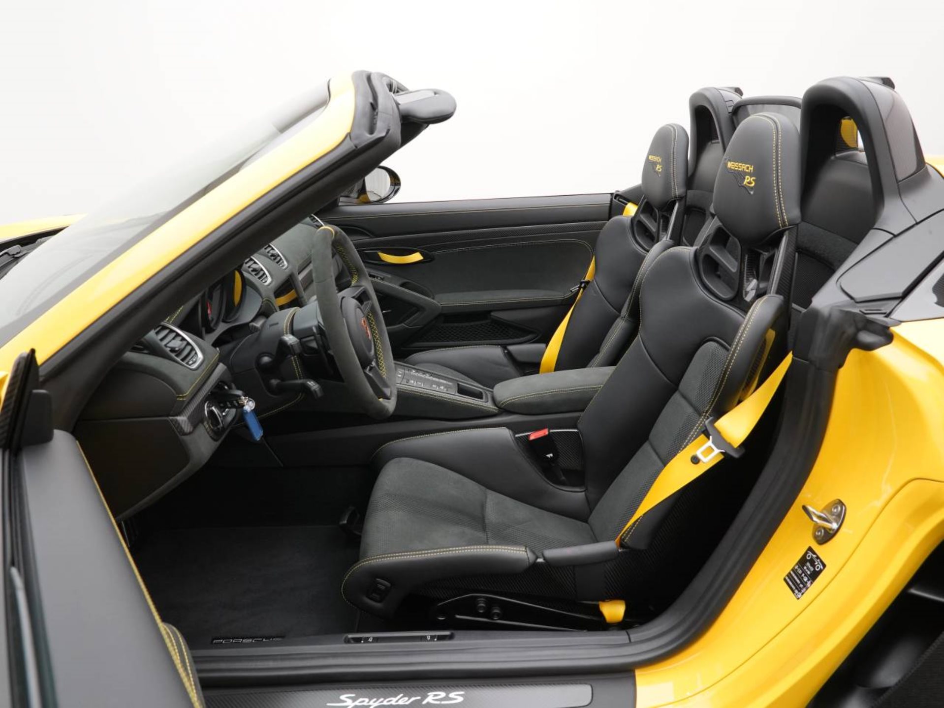 PORSCHE 718 Spyder RS-image-4