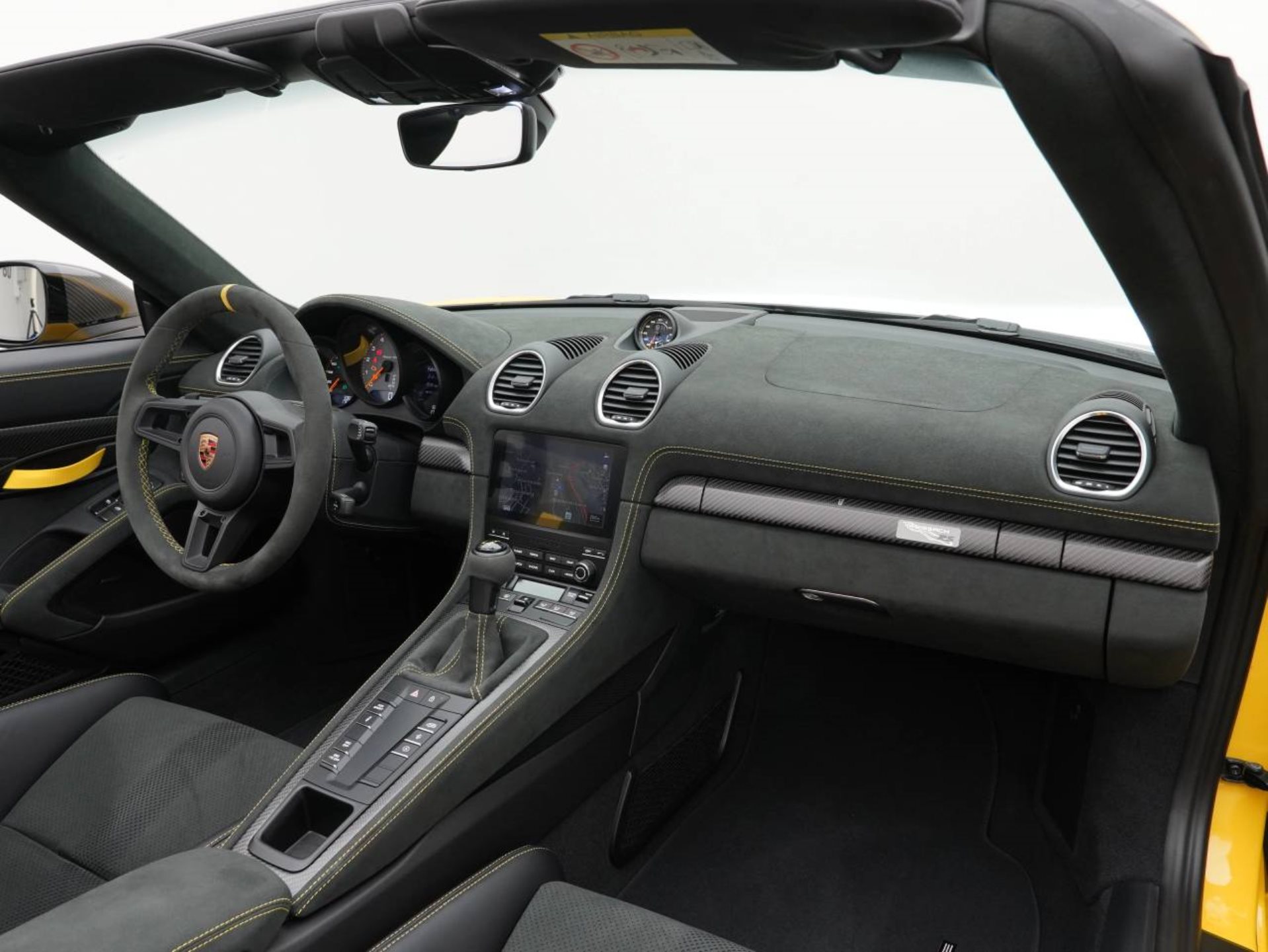 PORSCHE 718 Spyder RS-image-24