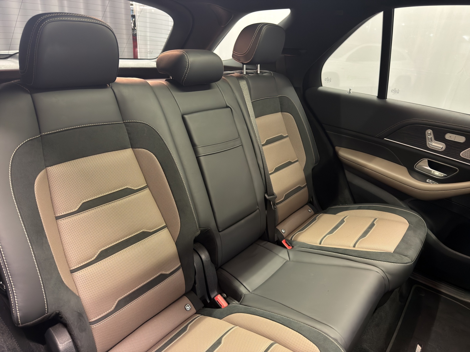 MERCEDES-BENZ AMG GLE 53 4Matic+-image-9