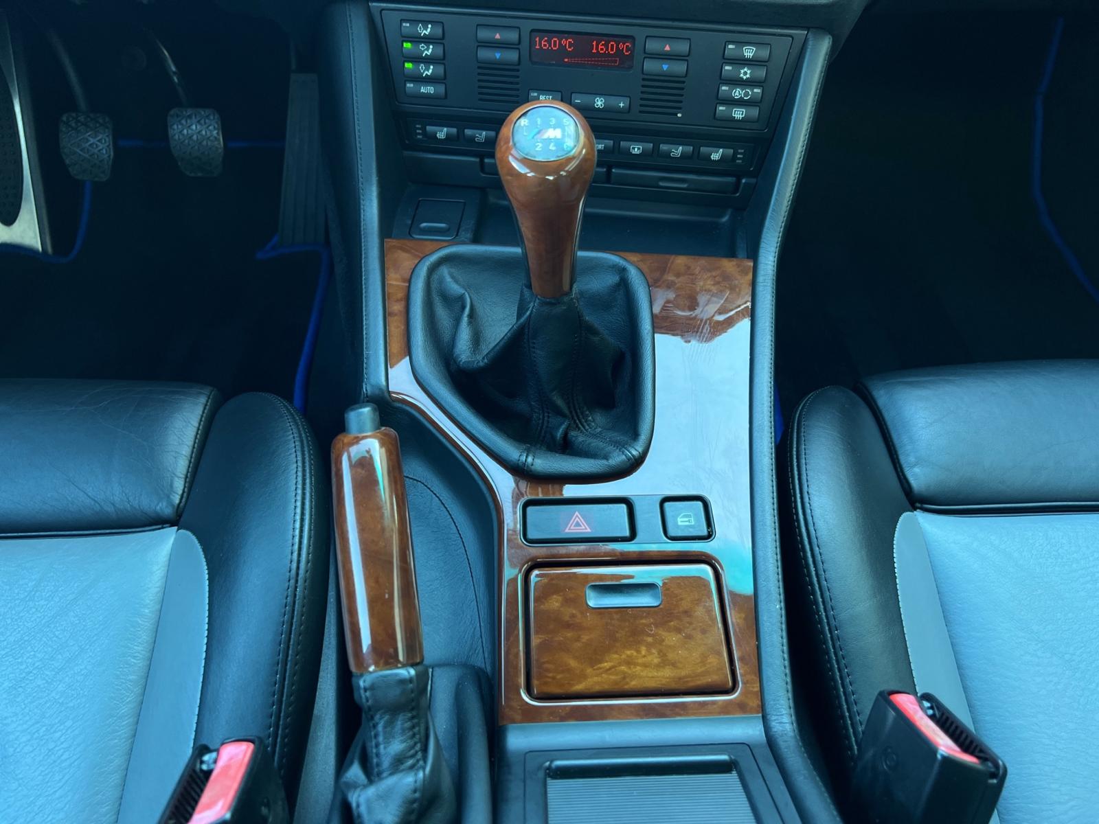 BMW M5-image-20
