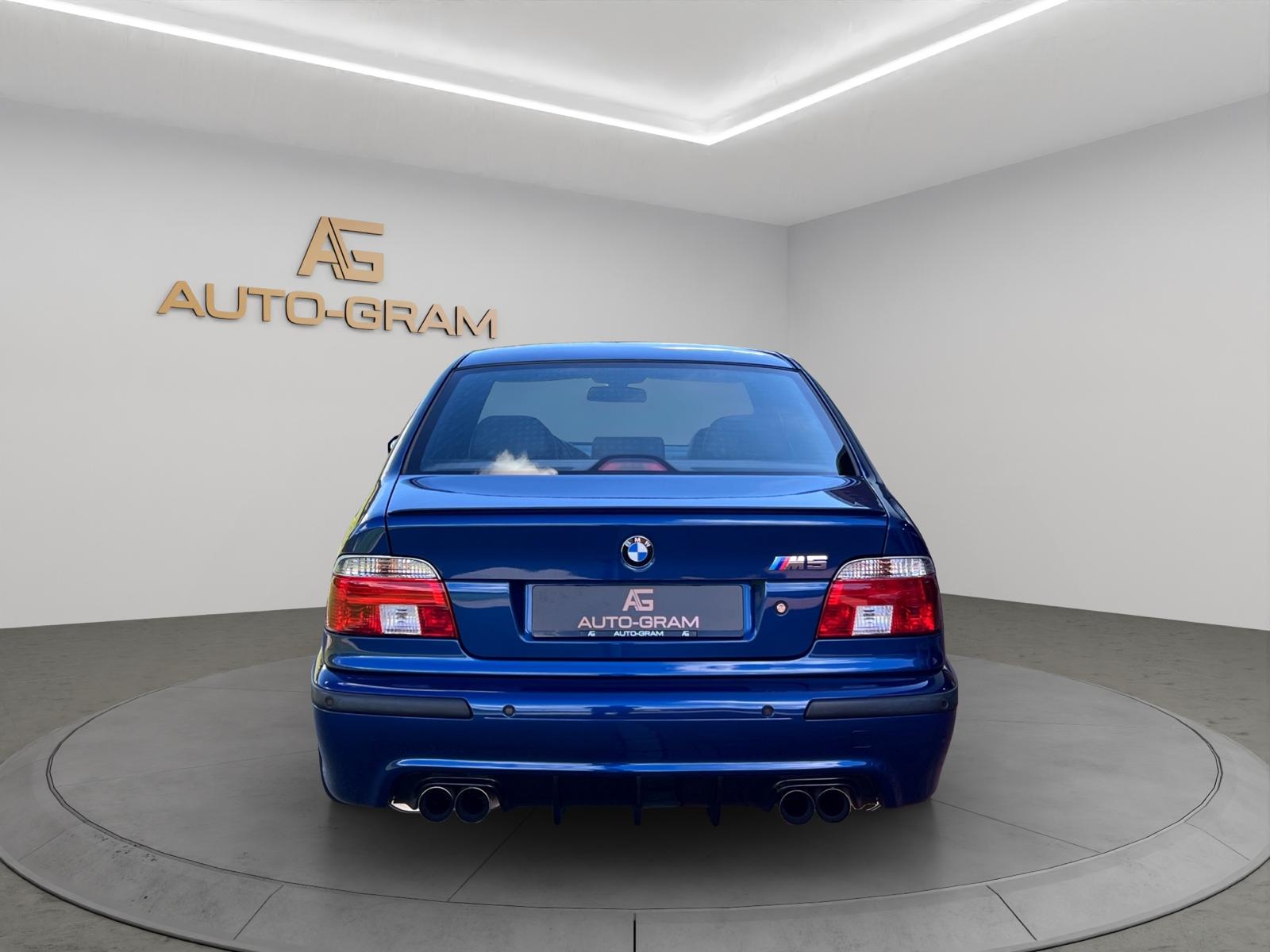 BMW M5-image-3