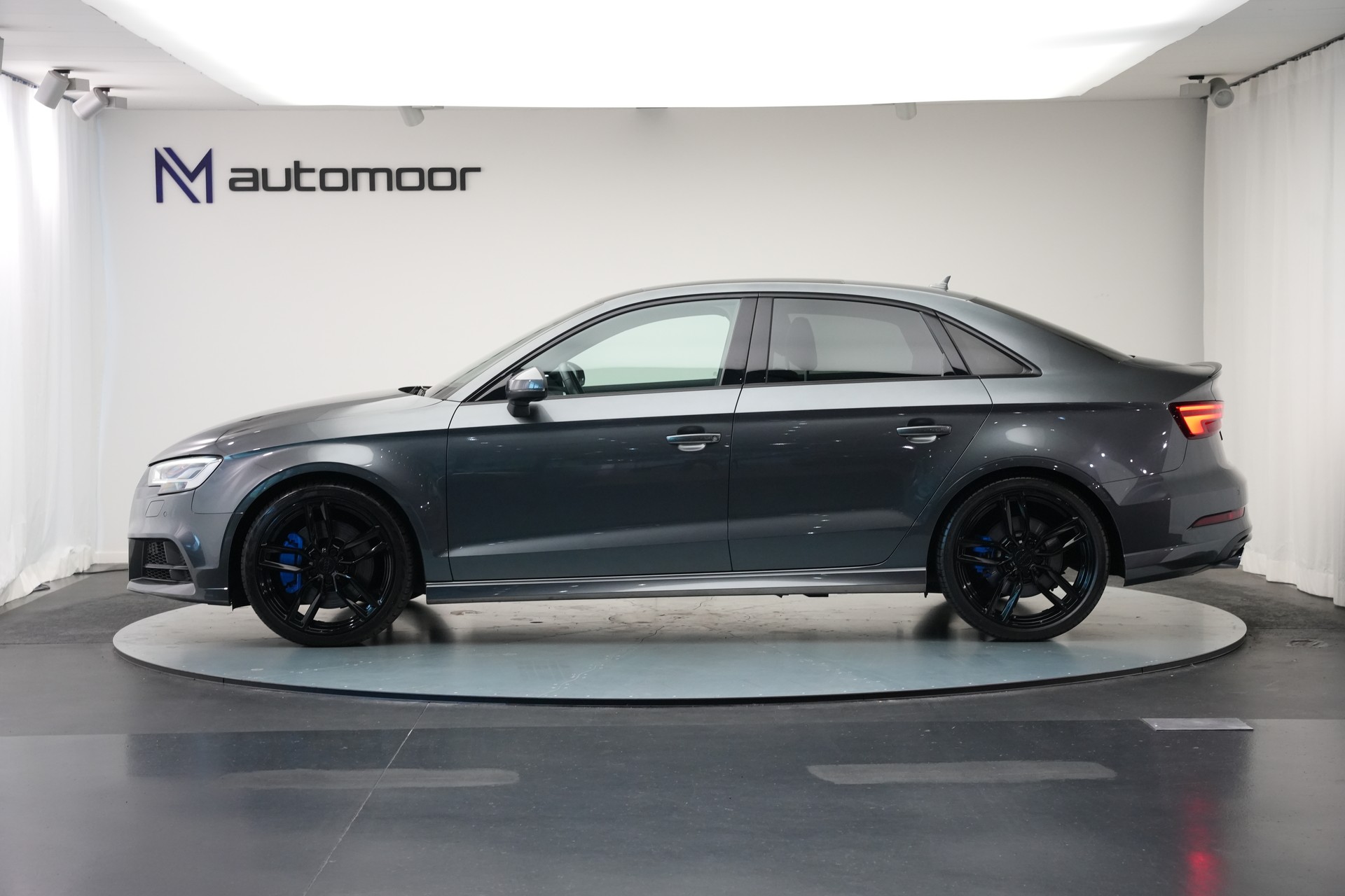 AUDI S3 Limousine 2.0 TFSI quattro S-tronic *CH-Fahrzeug* *Magnetic Ride* *B&O*-image-7