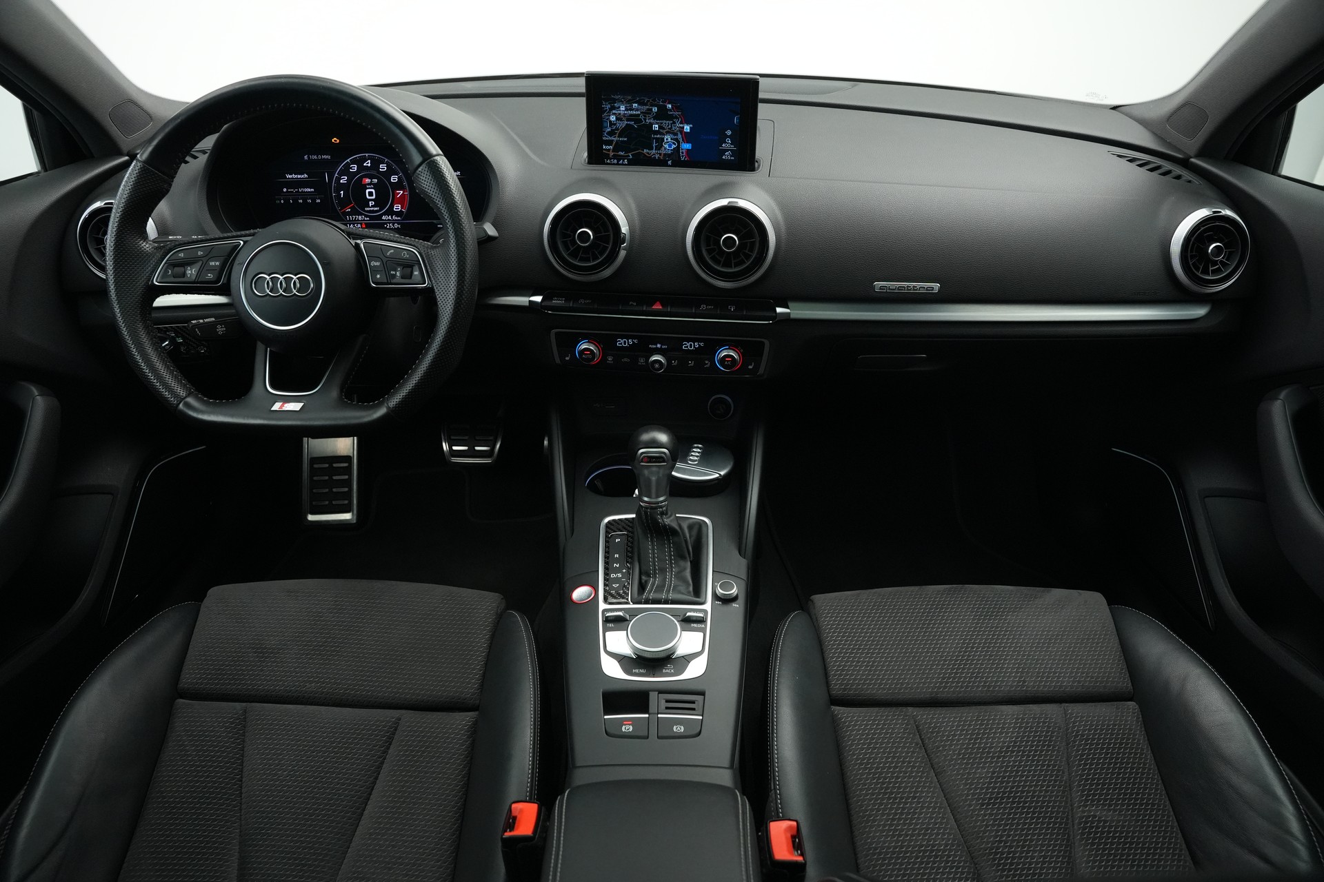 AUDI S3 Limousine 2.0 TFSI quattro S-tronic *CH-Fahrzeug* *Magnetic Ride* *B&O*-image-9