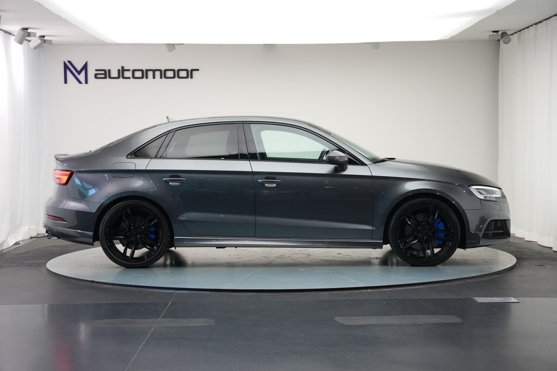 AUDI S3 Limousine 2.0 TFSI quattro S-tronic *CH-Fahrzeug* *Magnetic Ride* *B&O*-image-3