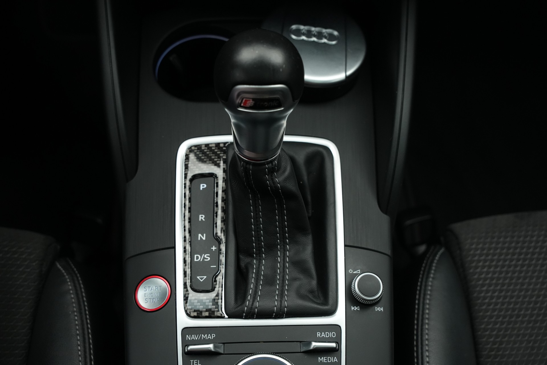 AUDI S3 Limousine 2.0 TFSI quattro S-tronic *CH-Fahrzeug* *Magnetic Ride* *B&O*-image-24