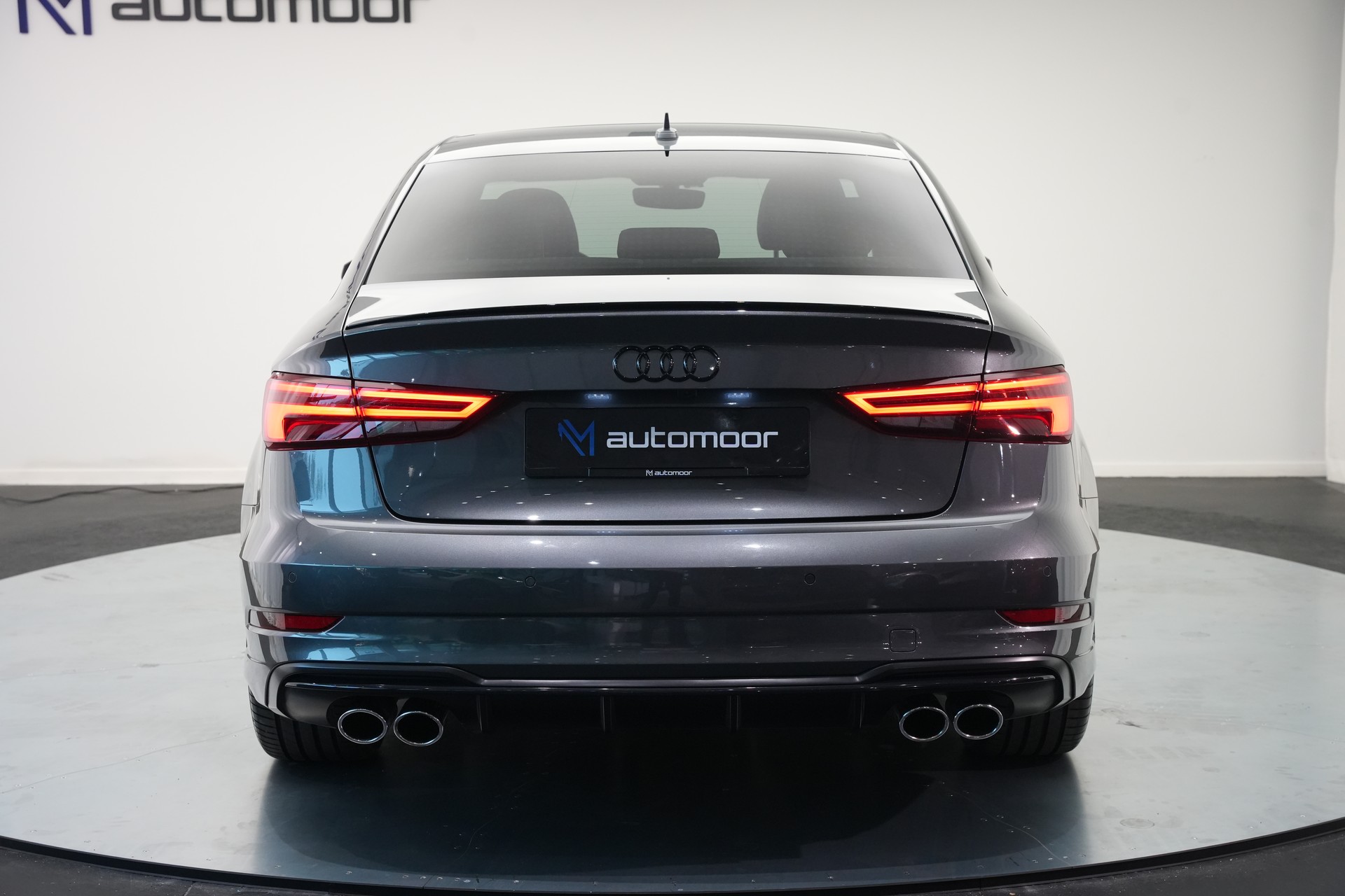 AUDI S3 Limousine 2.0 TFSI quattro S-tronic *CH-Fahrzeug* *Magnetic Ride* *B&O*-image-33