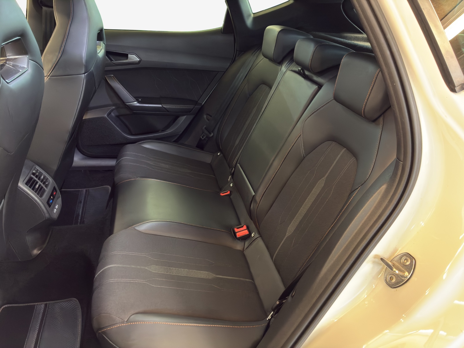 CUPRA Formentor 1.4 e-HYBRID pHEV VZ DSG-image-11