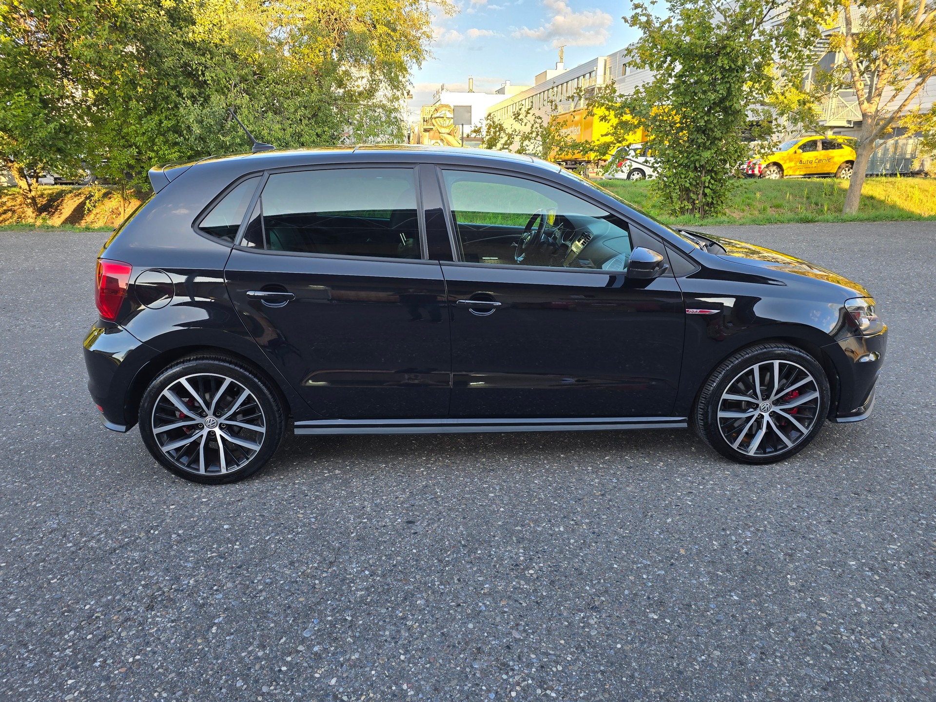 VW Polo 1.8 TSI GTI DSG-image-8