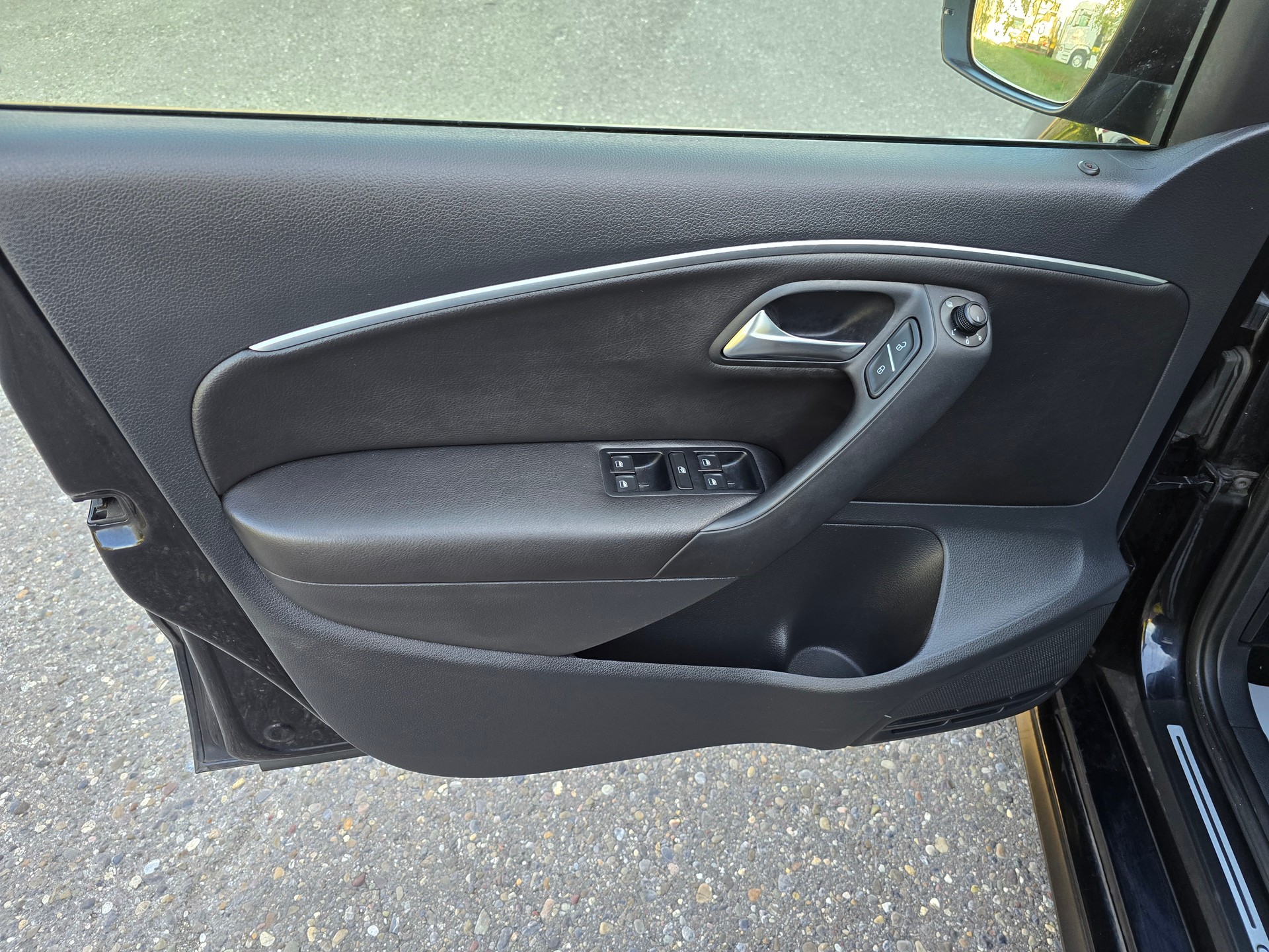 VW Polo 1.8 TSI GTI DSG-image-13