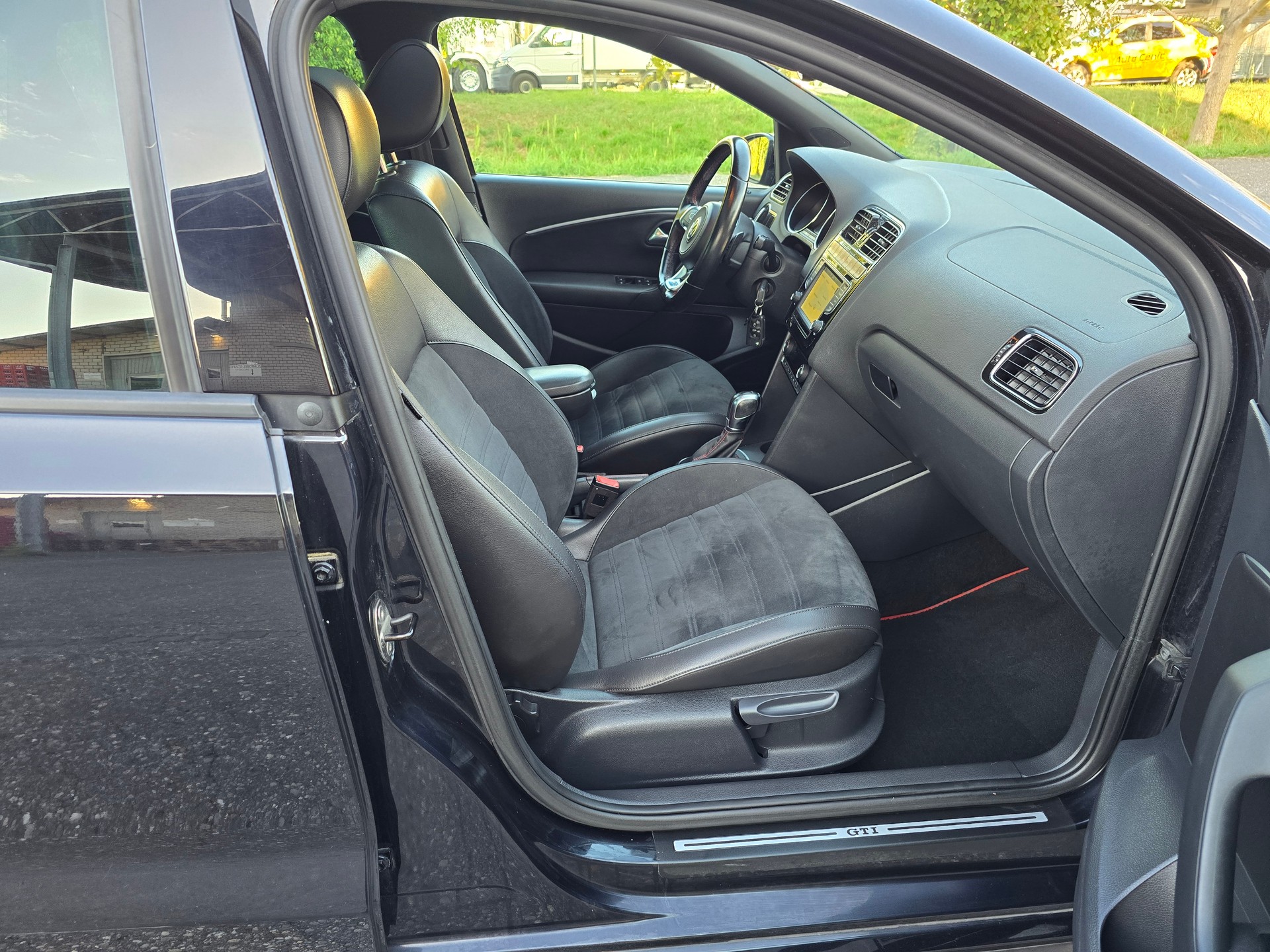 VW Polo 1.8 TSI GTI DSG-image-9