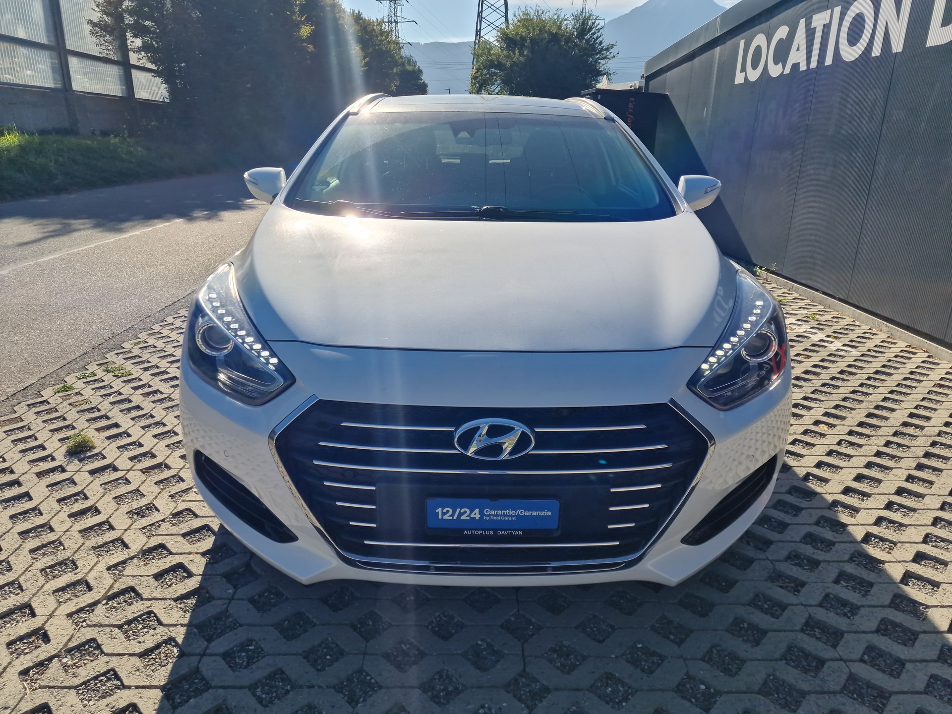 HYUNDAI i40 Wagon 1.7 CRDI Vertex Automatic-image-0