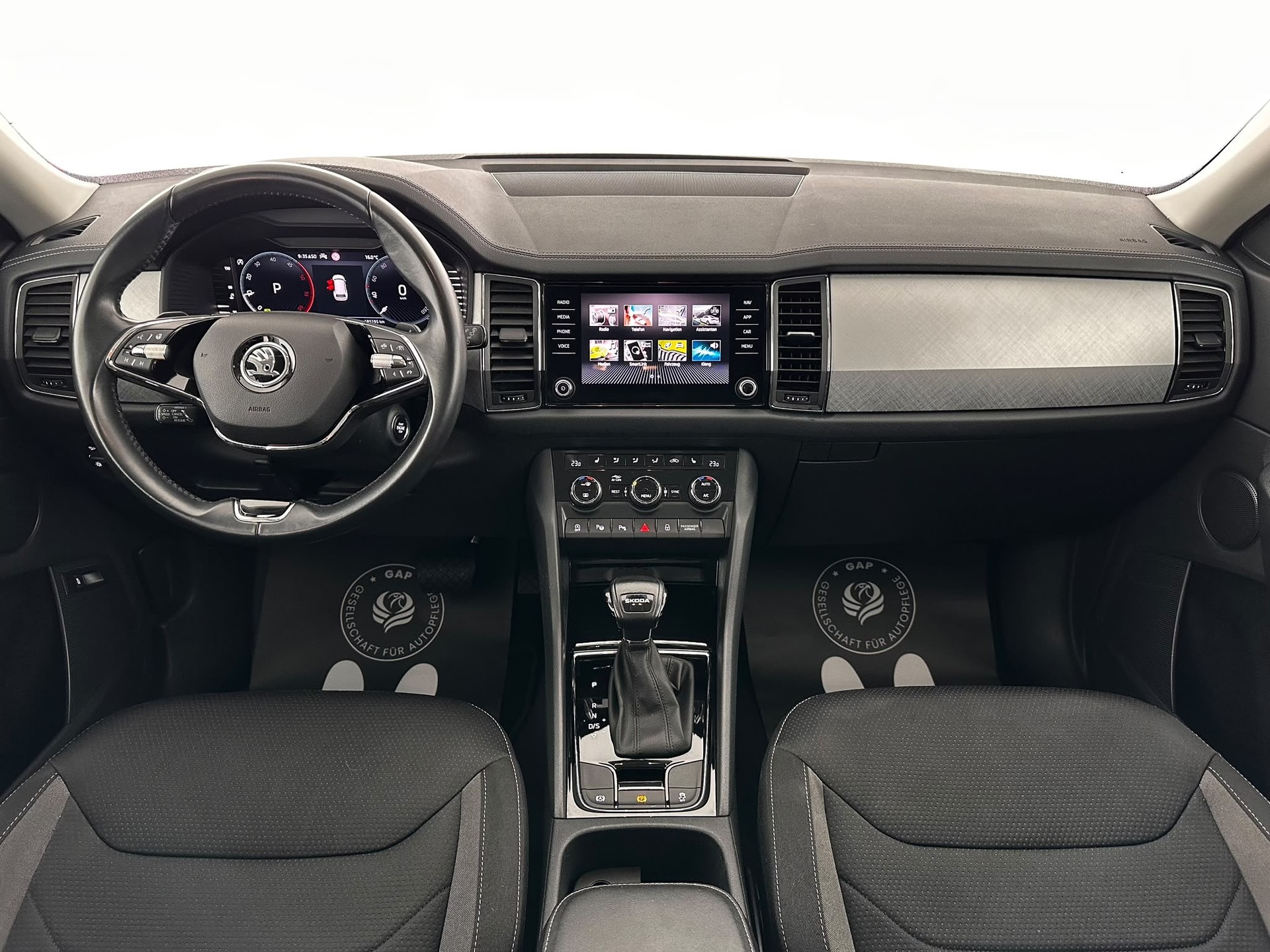 SKODA Kodiaq 2.0 TDI CR Ambition 4x4 DSG-image-4