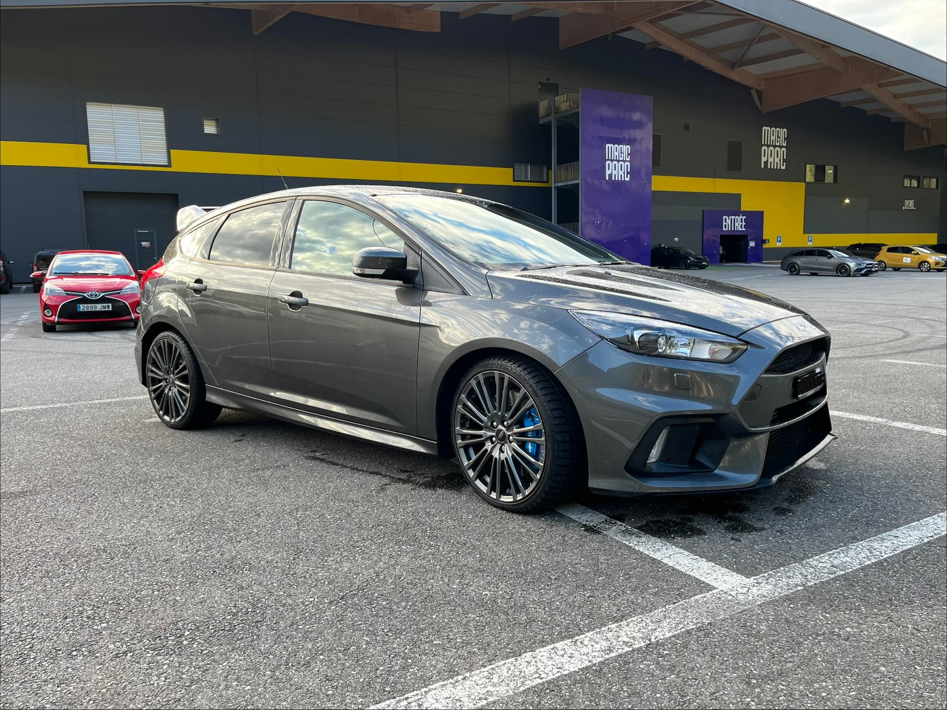 FORD Focus rs-image-0