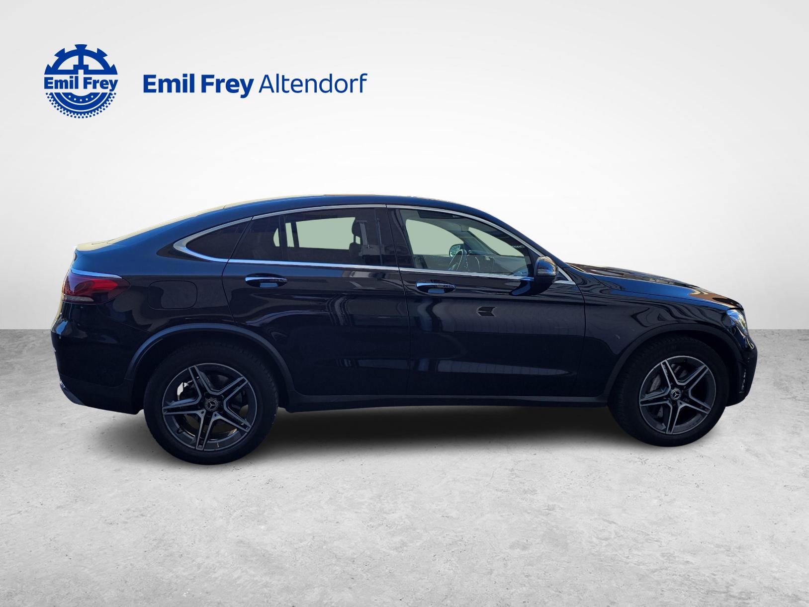 MERCEDES-BENZ GLC 300 4MATIC Coupé AMG Line-image-5