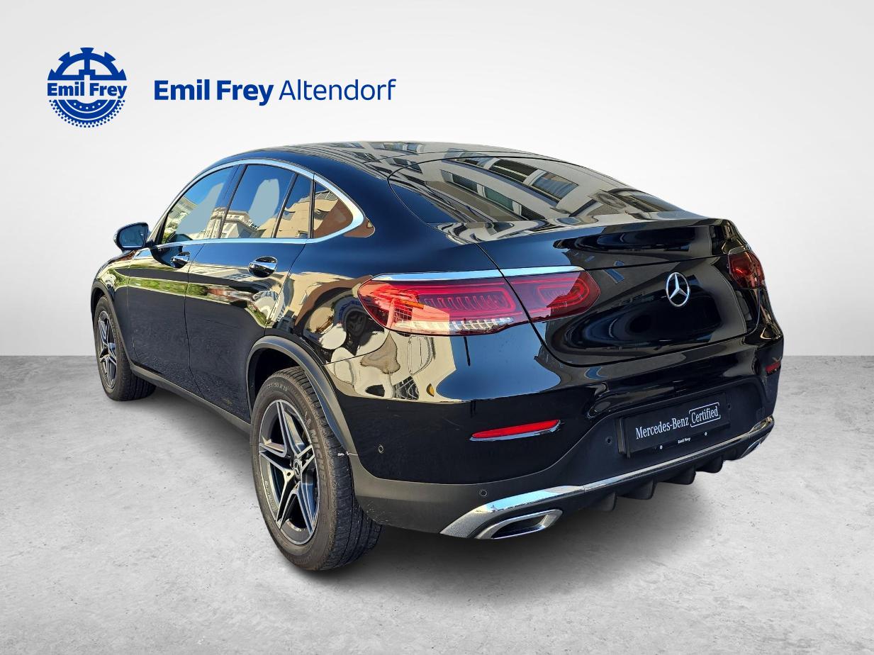 MERCEDES-BENZ GLC 300 4MATIC Coupé AMG Line-image-2