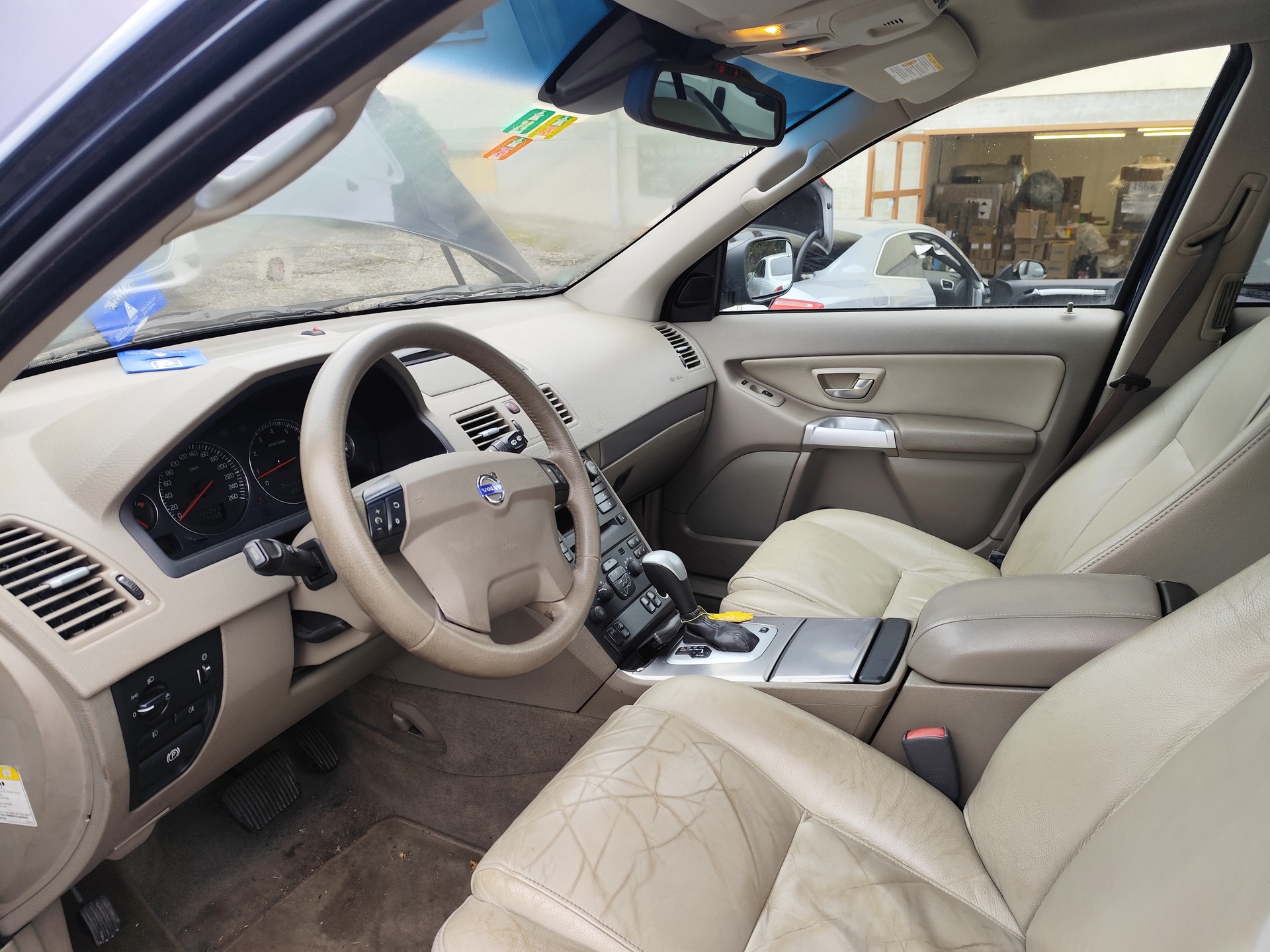 VOLVO XC90 T6 AWD Geartronic-image-10