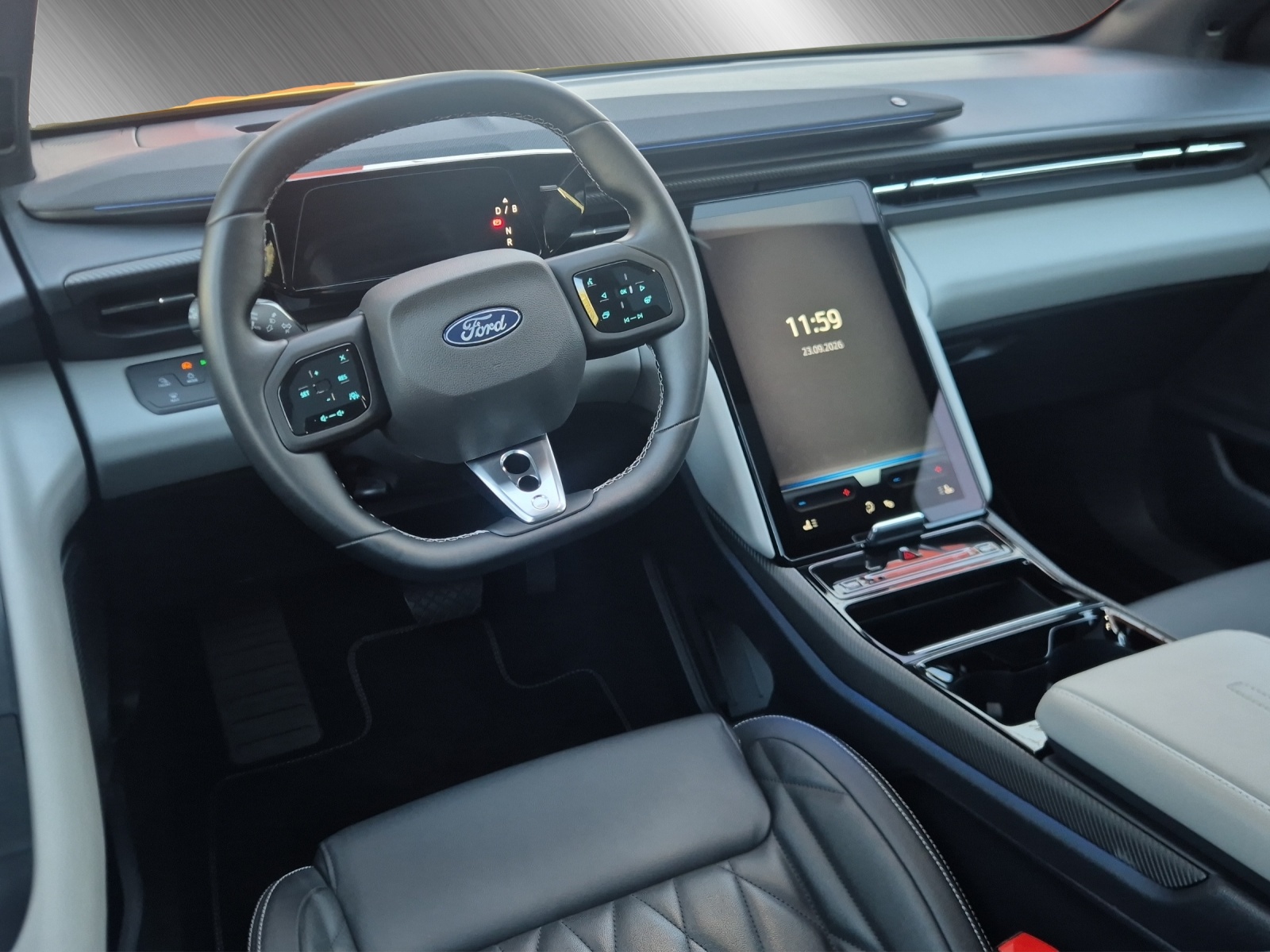 FORD Capri Extended Range 79 kWh Premium AWD-image-8