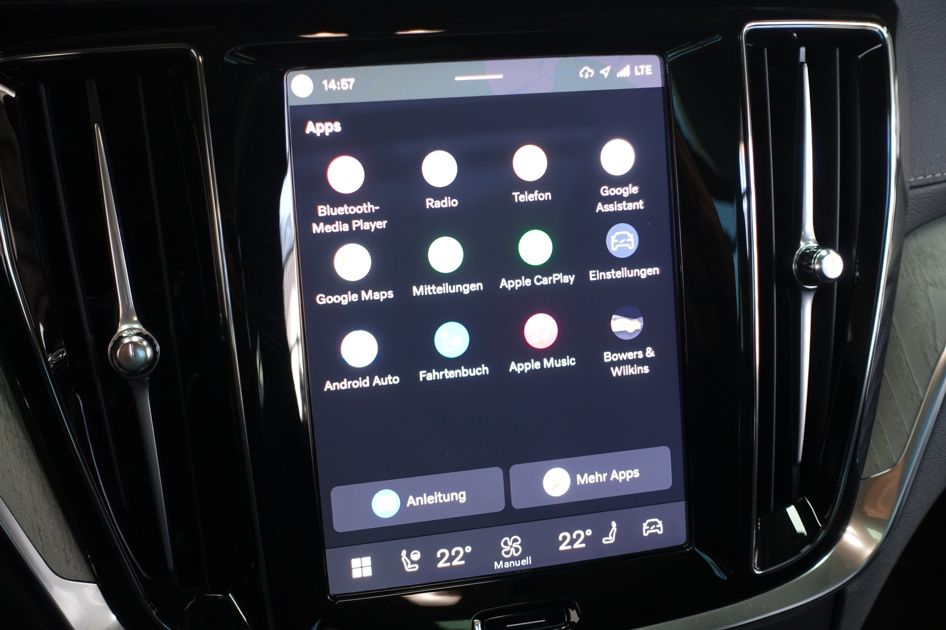 VOLVO V60 2.0 T8 TE Ultra Dark eAWD-image-30