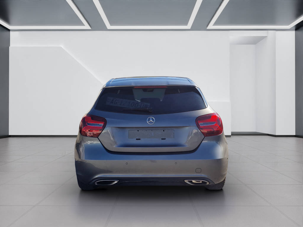 MERCEDES-BENZ A 180 Urban-image-3