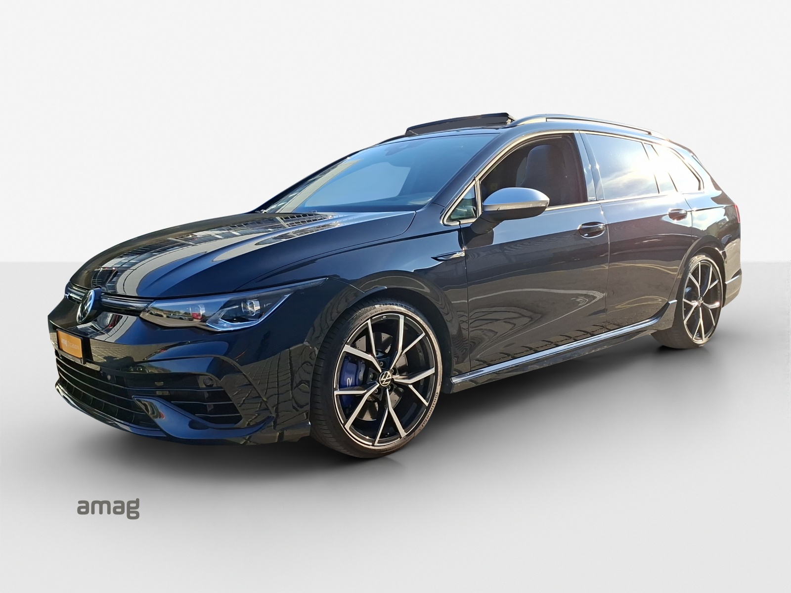 VW Golf Variant 2.0 TSI R DSG 4Motion-image-0