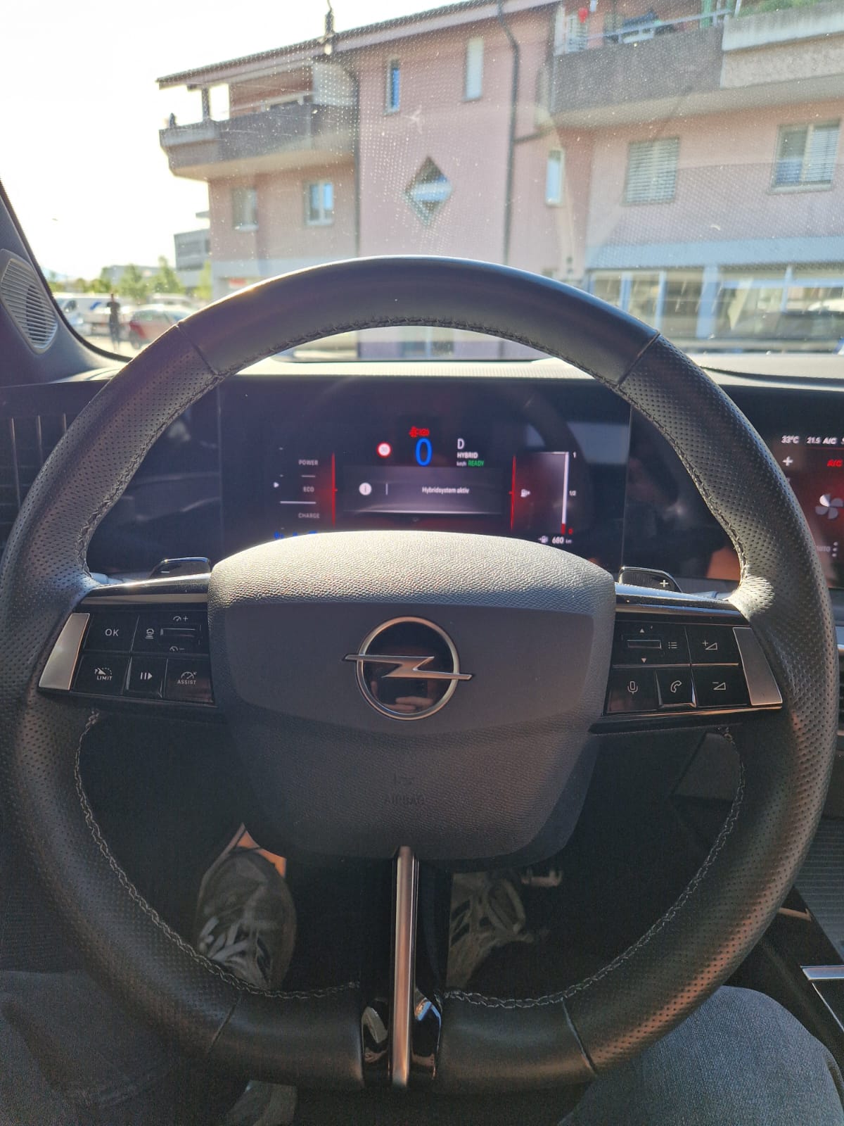 OPEL Astra 1.6 PHEV Turbo Swiss Plus A-image-5