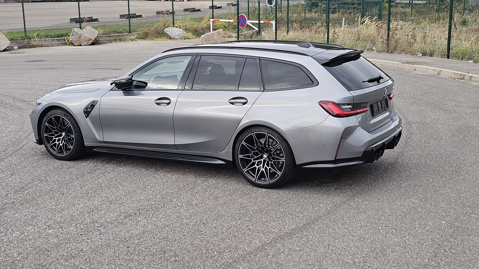 BMW M3 Competition M Touring G81 xDrive - 2025 LCI FACELIFT - 530Ps - Skyscraper Grey-image-13