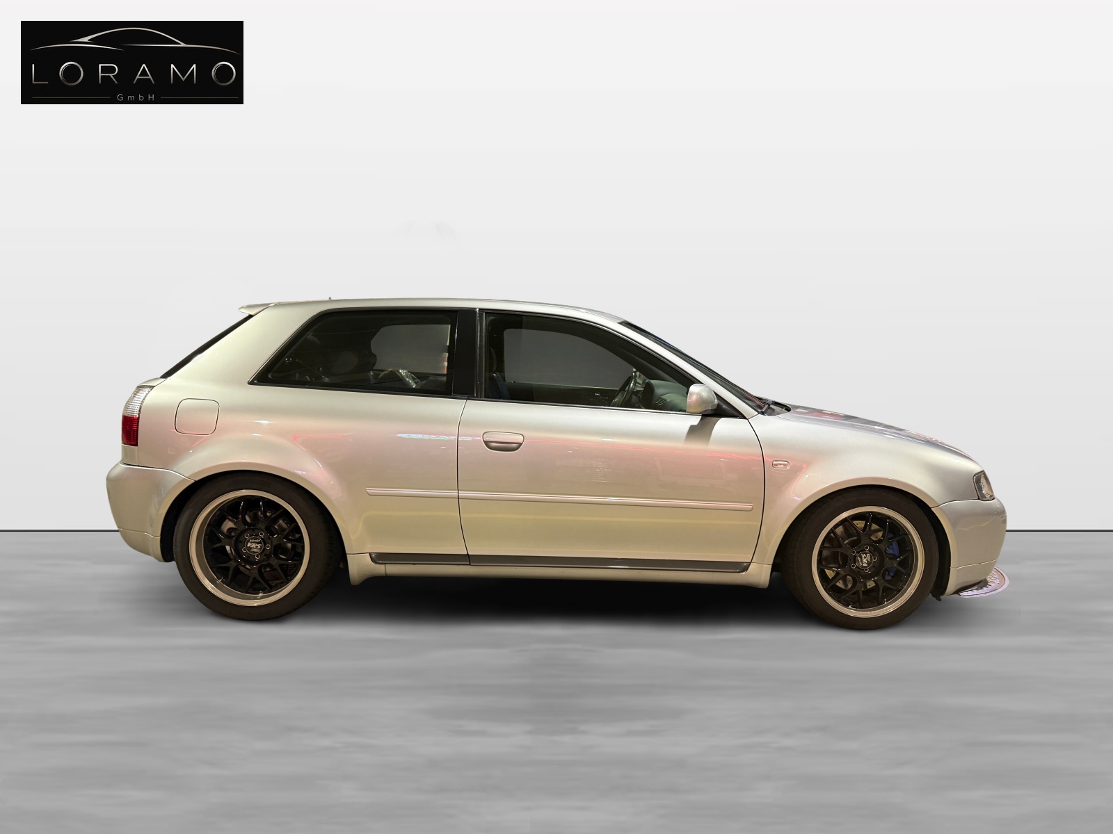 AUDI S3 quattro-image-5