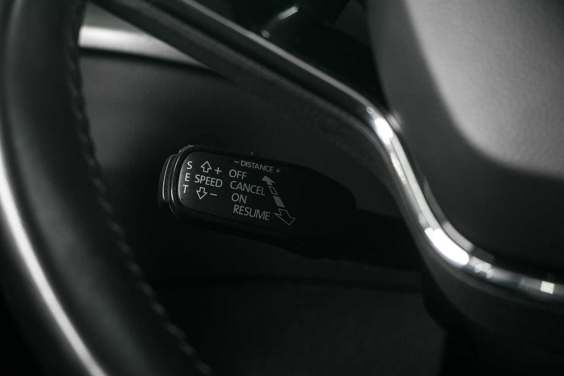 SKODA Karoq 2.0 TDI CR Ambition 4x4 DSG-image-5