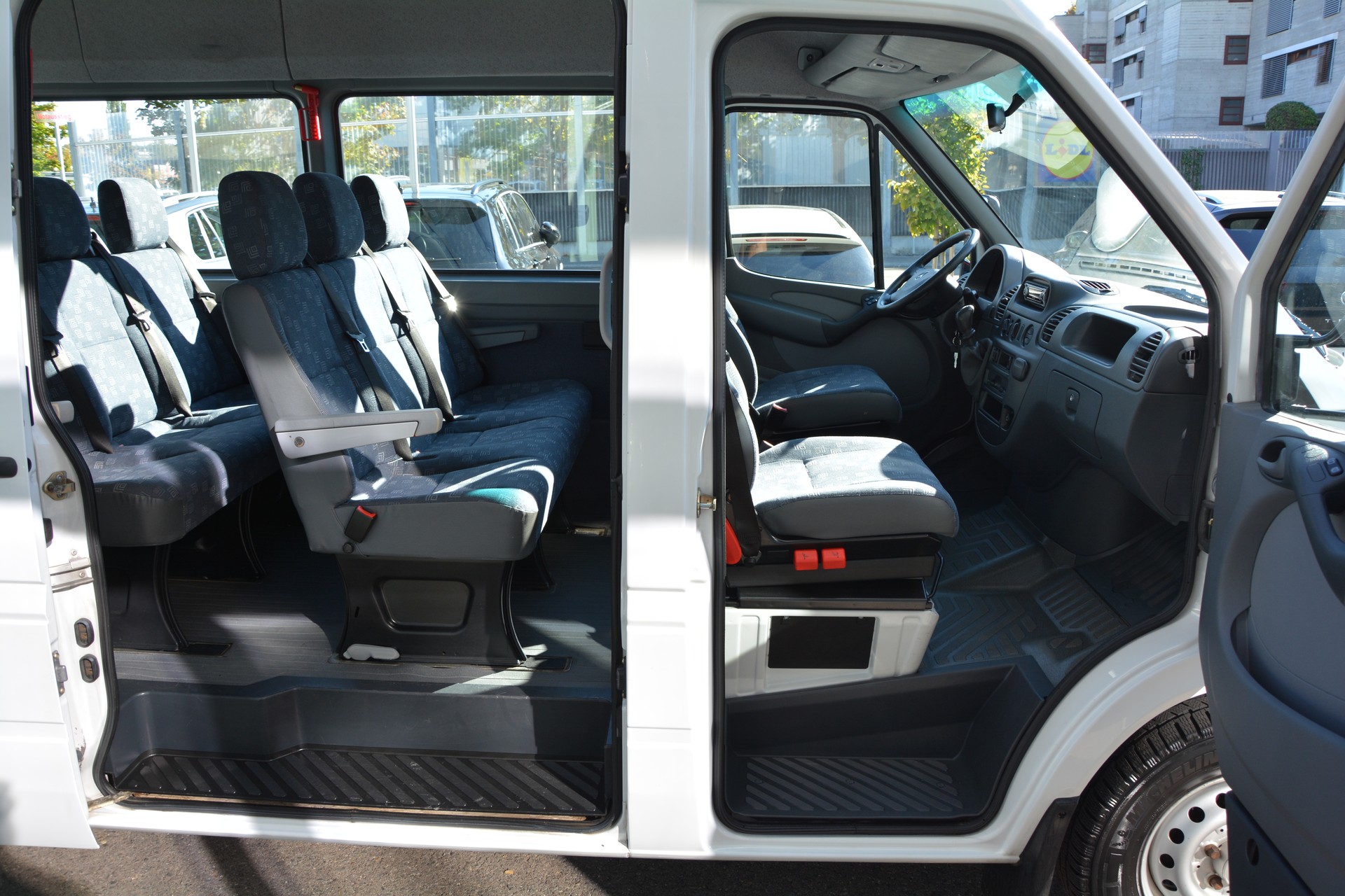 MERCEDES-BENZ Sprinter 313 CDI Evobus L2 H2-image-13
