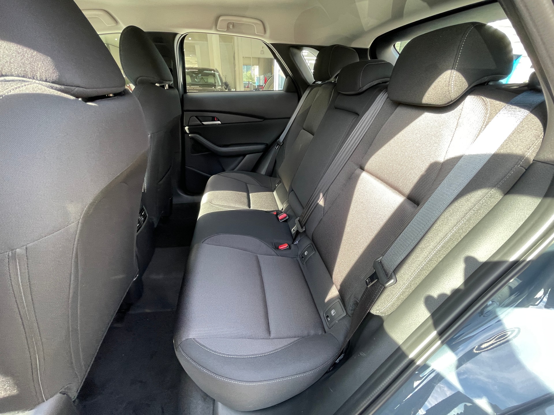 MAZDA CX-30 SKYACTIV-G 140 M Hybrid Centre Line FWD AT-image-8