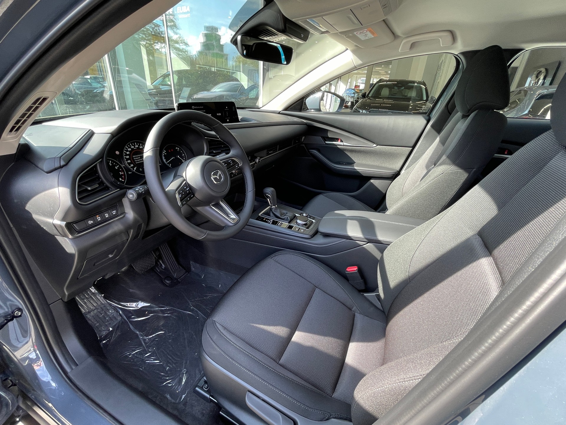 MAZDA CX-30 SKYACTIV-G 140 M Hybrid Centre Line FWD AT-image-6