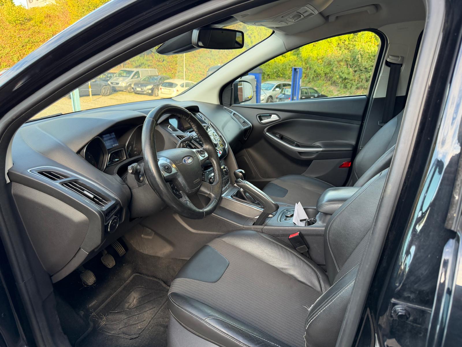 FORD Focus 1.6 SCTi Carving-image-8