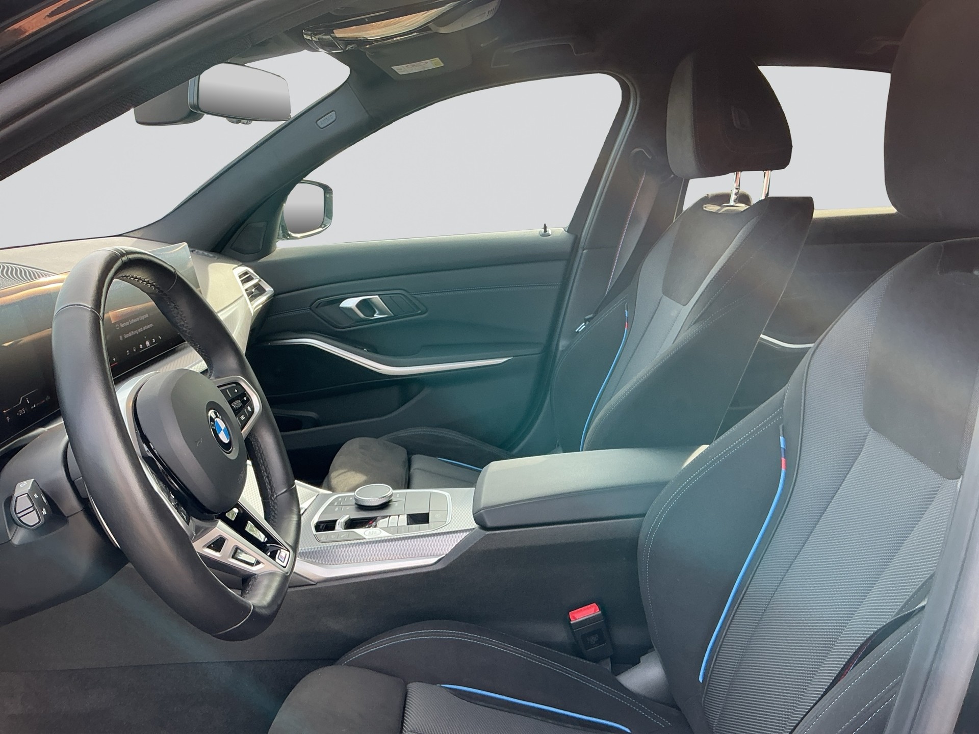 BMW 320d xDrive 48V Steptronic M Sport Pro-image-5
