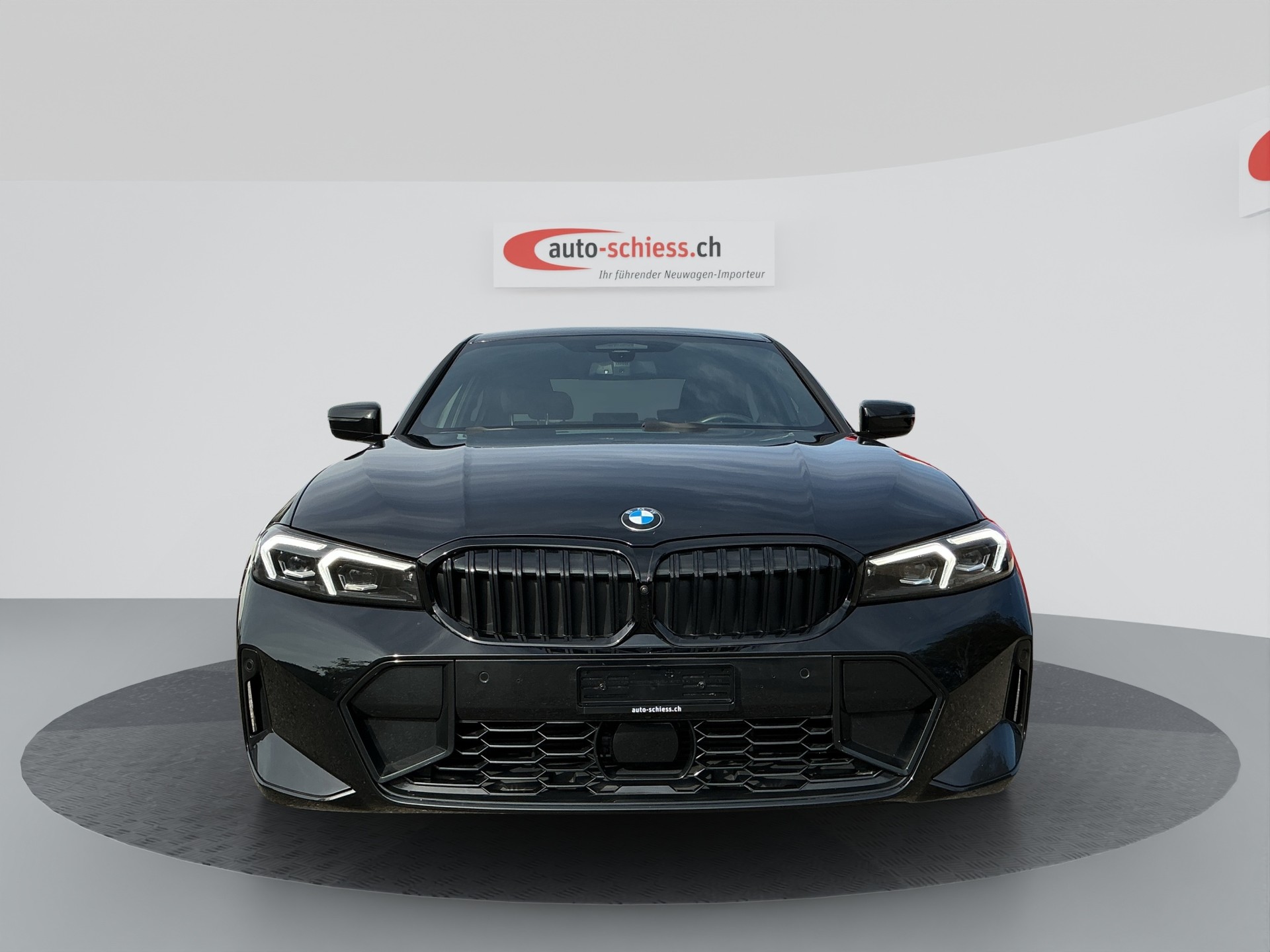 BMW 320d xDrive 48V Steptronic M Sport Pro-image-1