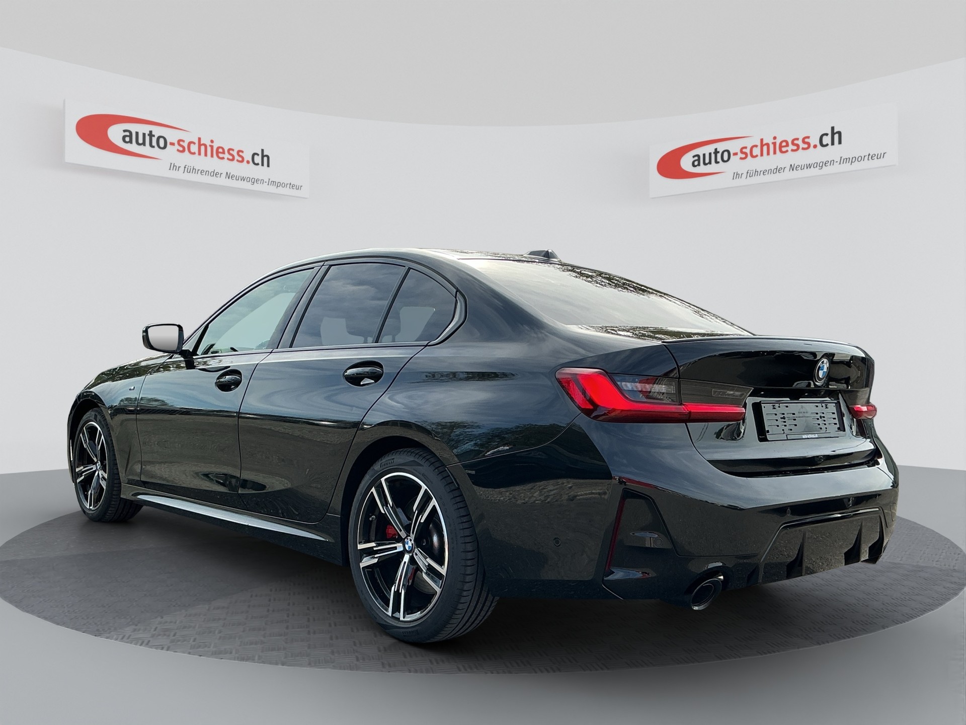 BMW 320d xDrive 48V Steptronic M Sport Pro-image-2