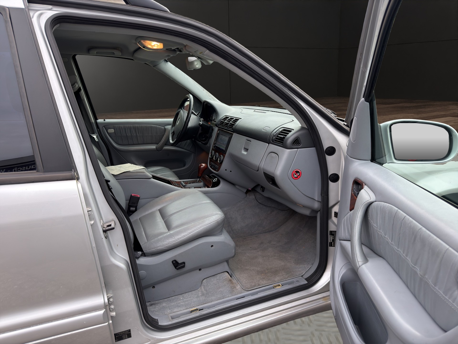 MERCEDES-BENZ ML 500 Exclusive Automatic-image-15