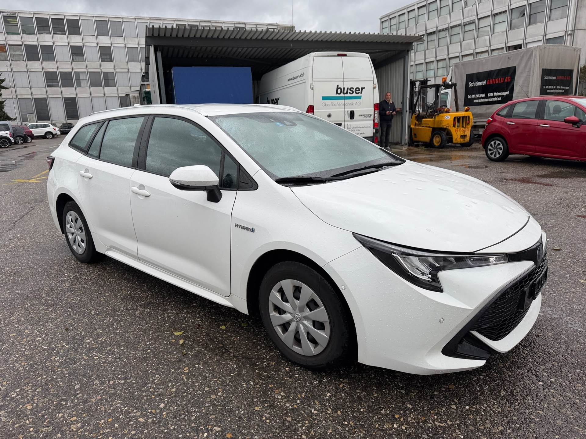 TOYOTA Corolla Touring Sports 1.8 HSD Comfort e-CVT-image-1