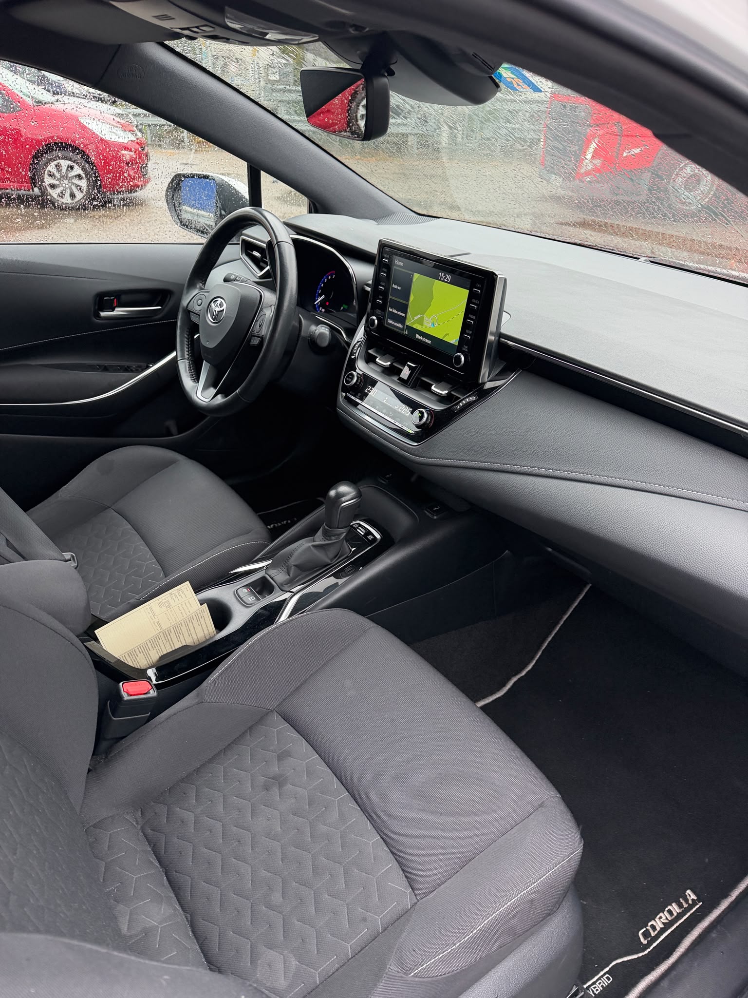 TOYOTA Corolla Touring Sports 1.8 HSD Comfort e-CVT-image-9