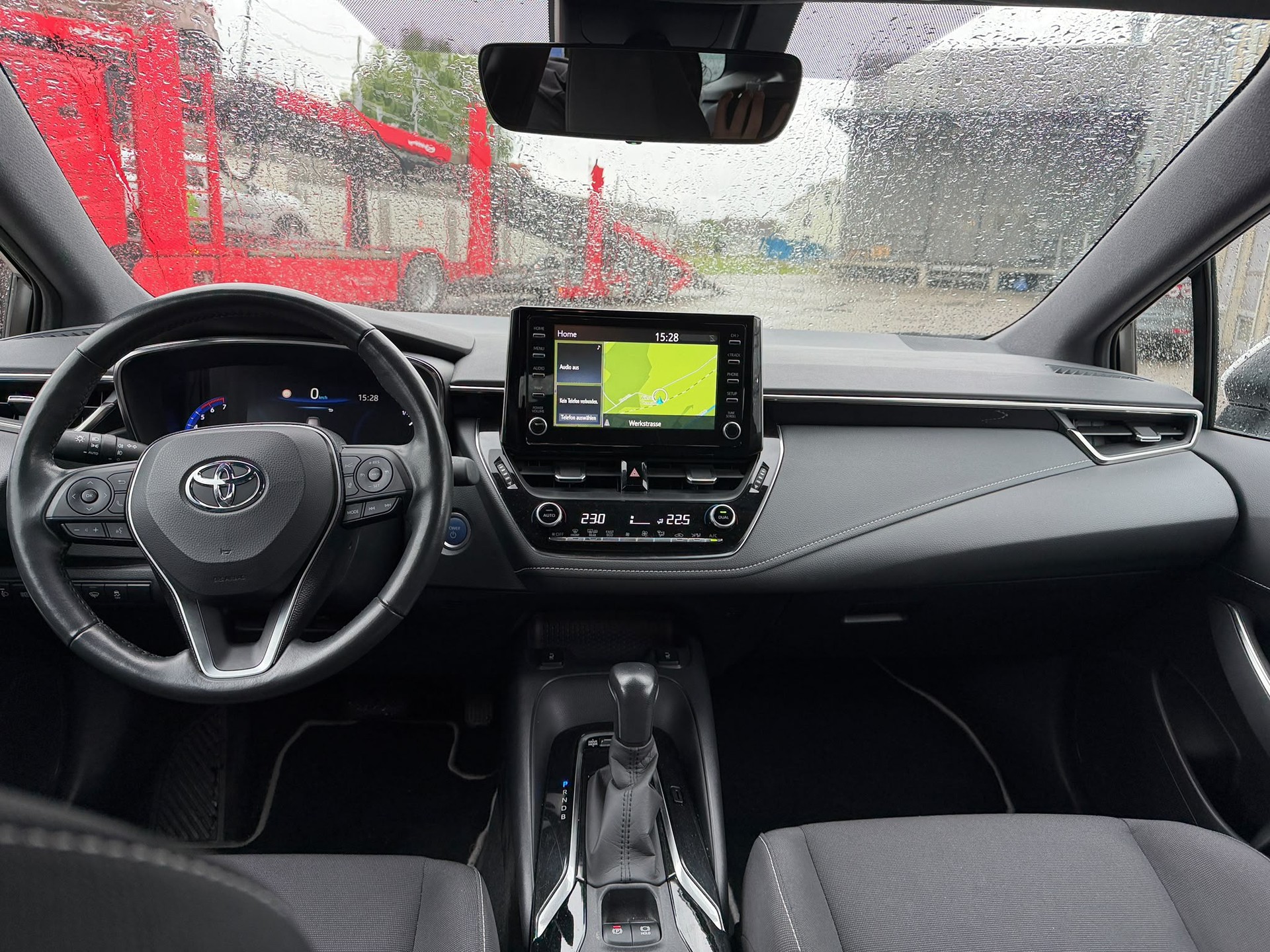 TOYOTA Corolla Touring Sports 1.8 HSD Comfort e-CVT-image-8