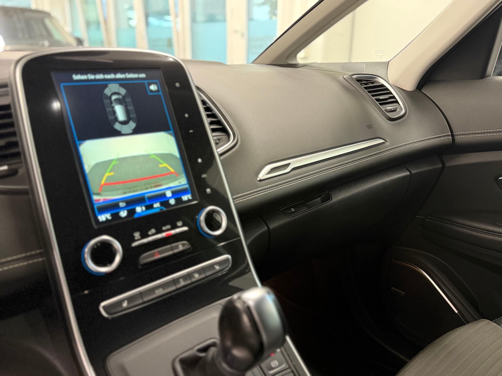 RENAULT Scénic 1.6 dCi Bose EDC-image-14