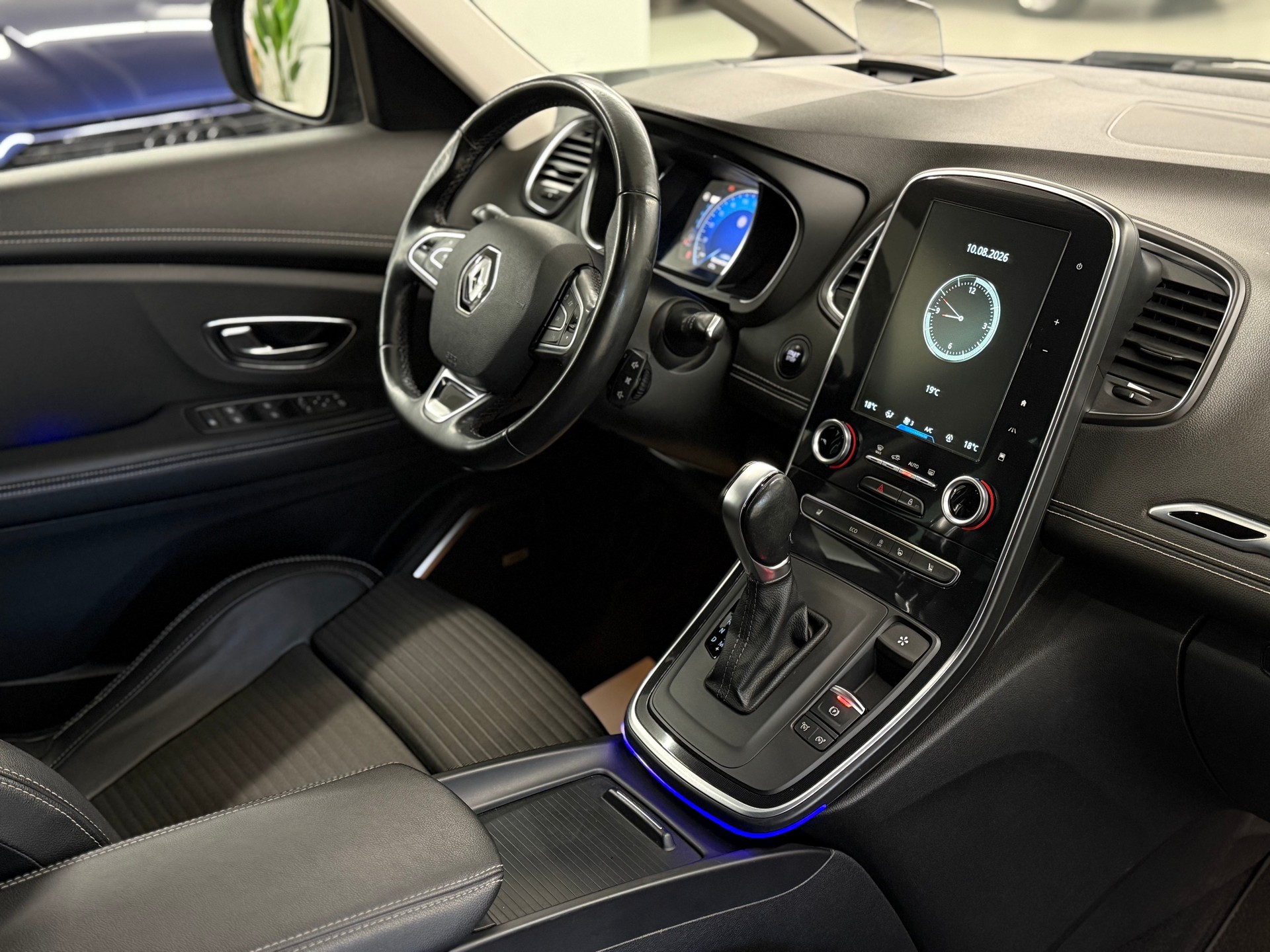 RENAULT Scénic 1.6 dCi Bose EDC-image-17