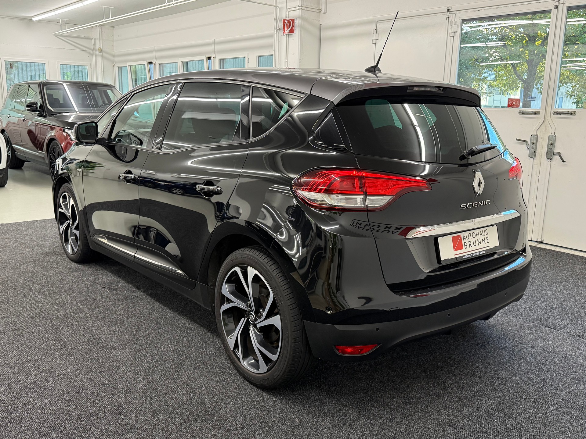 RENAULT Scénic 1.6 dCi Bose EDC-image-6