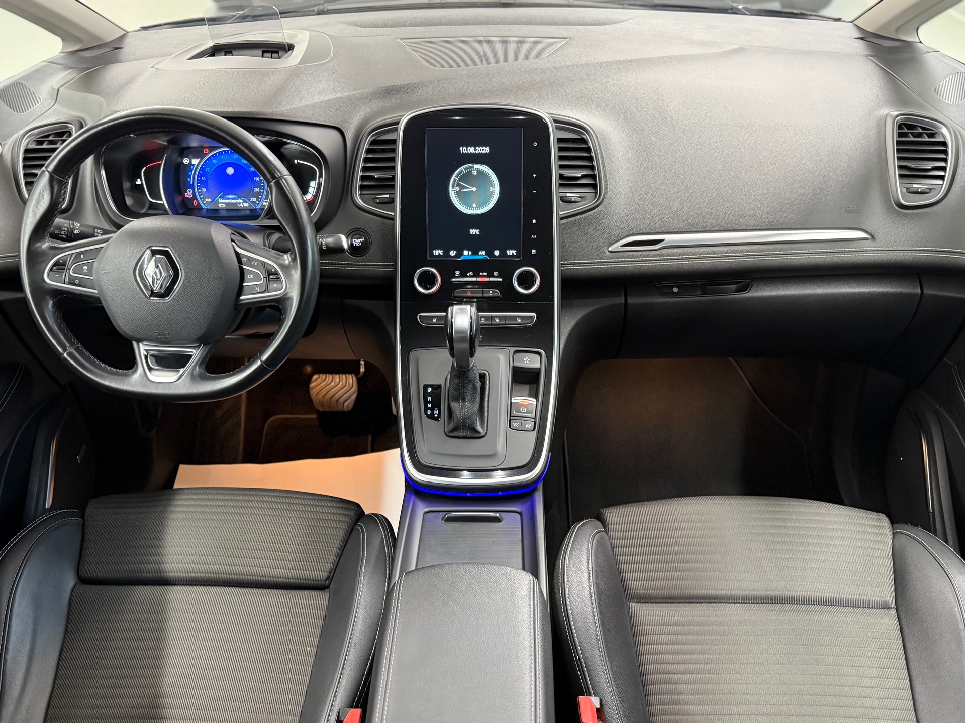 RENAULT Scénic 1.6 dCi Bose EDC-image-13