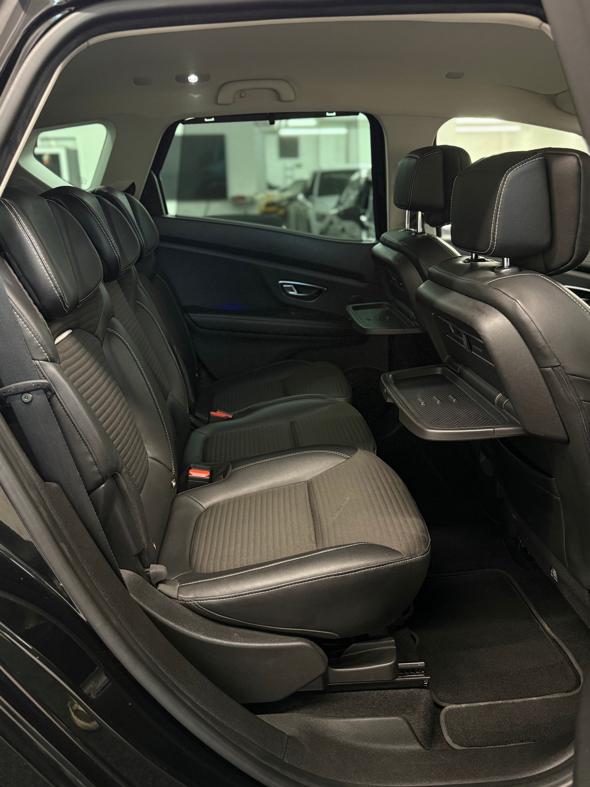 RENAULT Scénic 1.6 dCi Bose EDC-image-20