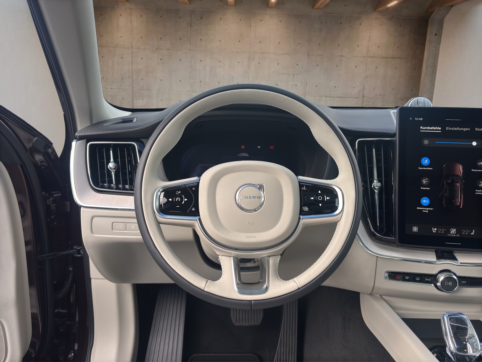 VOLVO XC60 2.0 T8 TE Ultra Dark eAWD-image-14