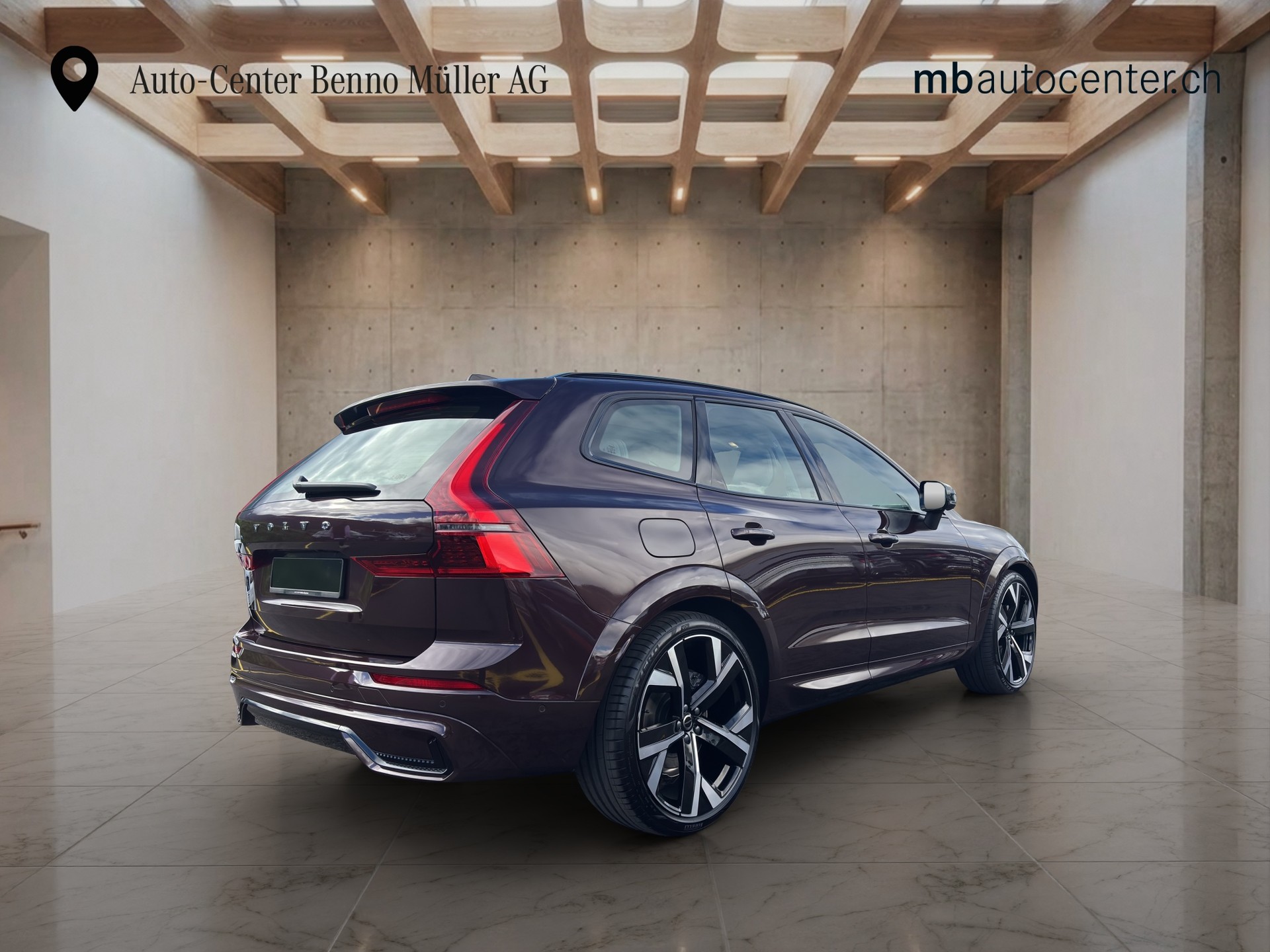 VOLVO XC60 2.0 T8 TE Ultra Dark eAWD-image-4