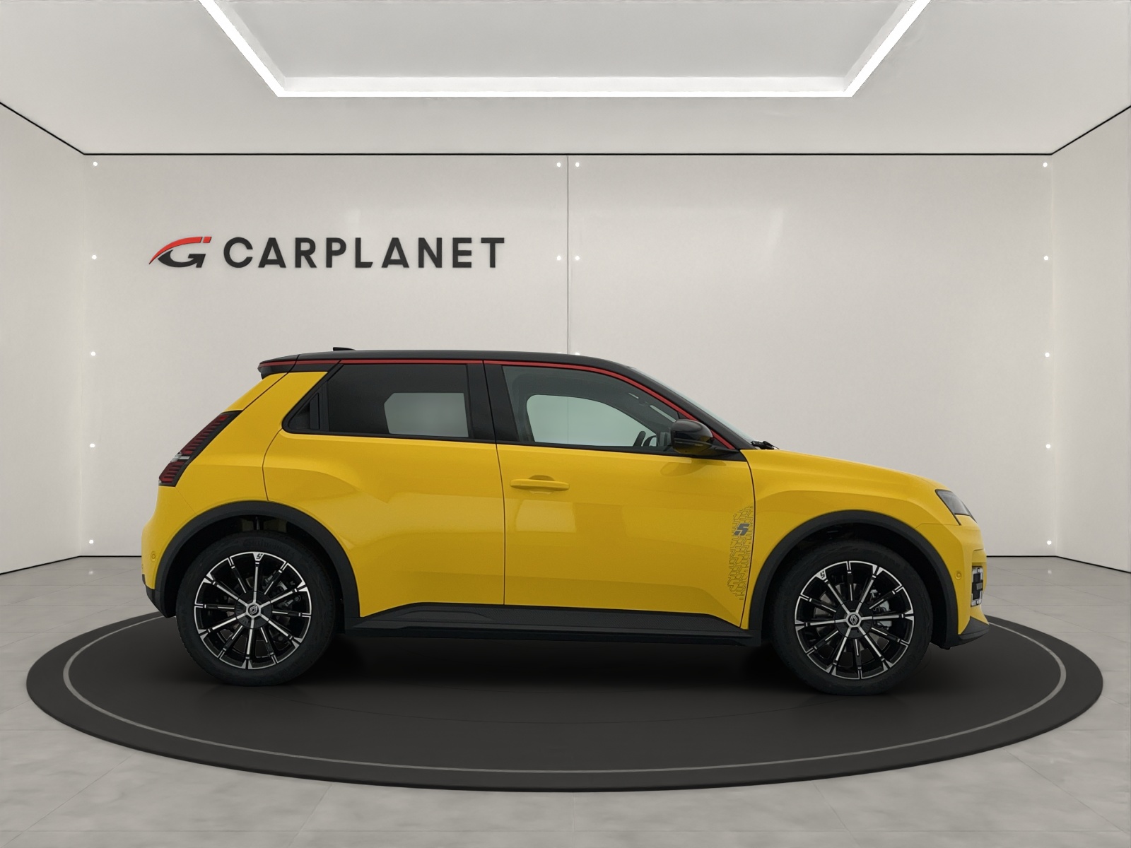 RENAULT R5 E-Tech Comfort Range techno-image-4
