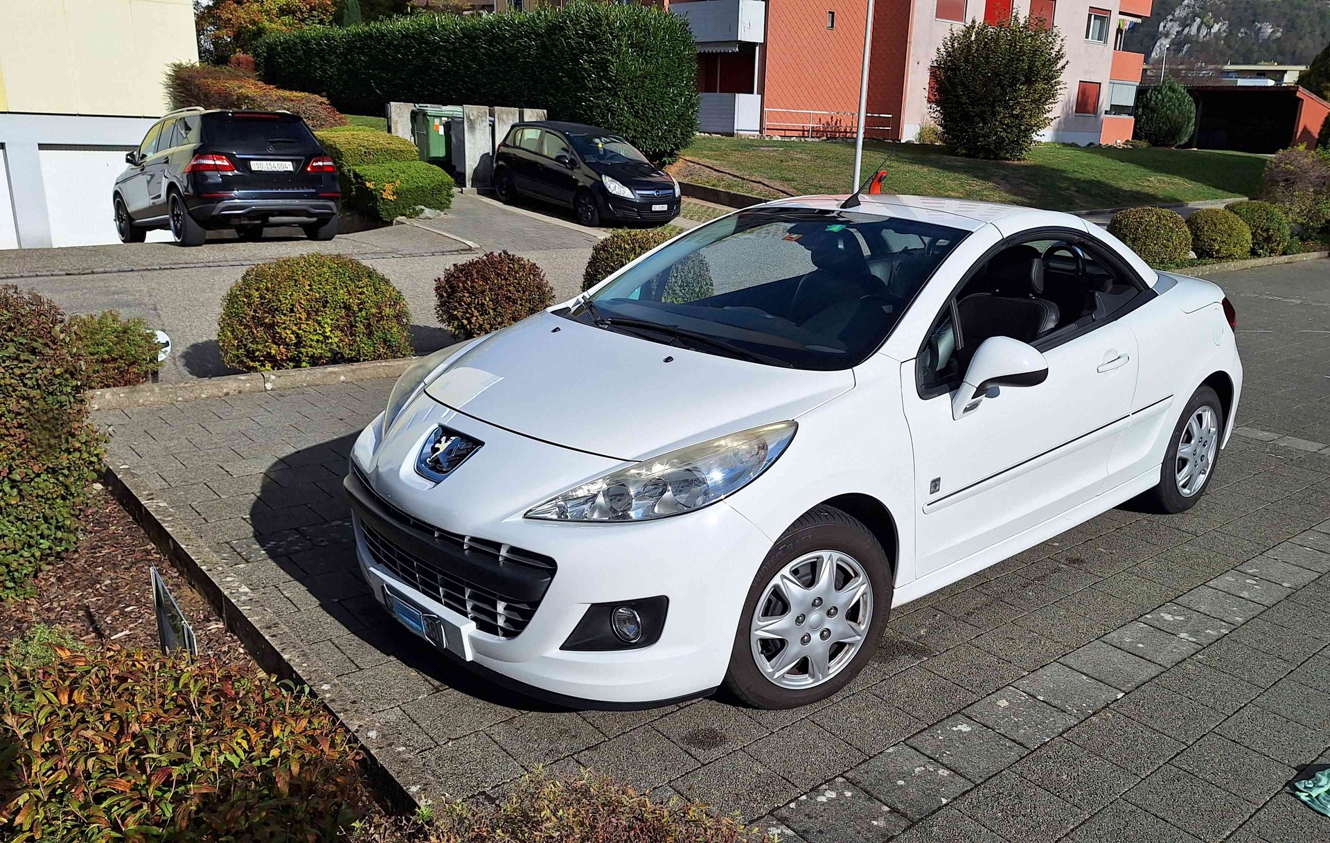 PEUGEOT 1.6 16V 156 Tbo Swiss Edition-image-1