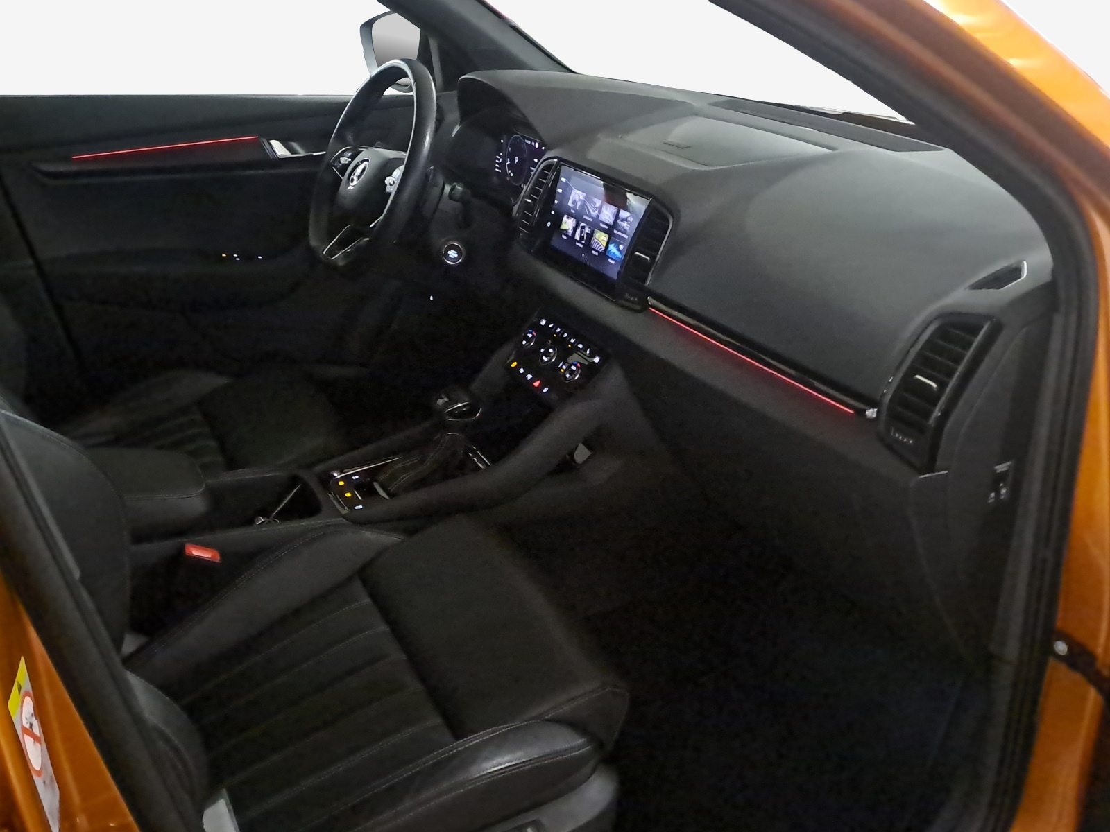SKODA Karoq 2.0 TSI SportLine 4x4 DSG-image-13