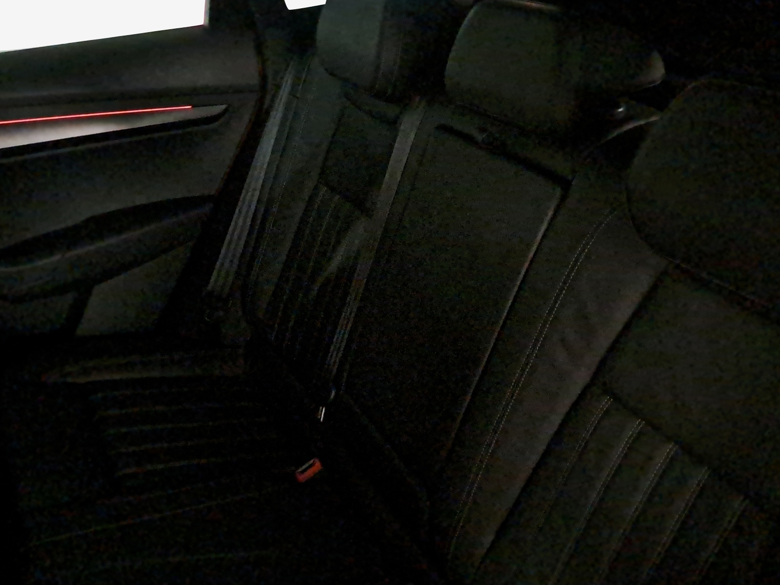 SKODA Karoq 2.0 TSI SportLine 4x4 DSG-image-11
